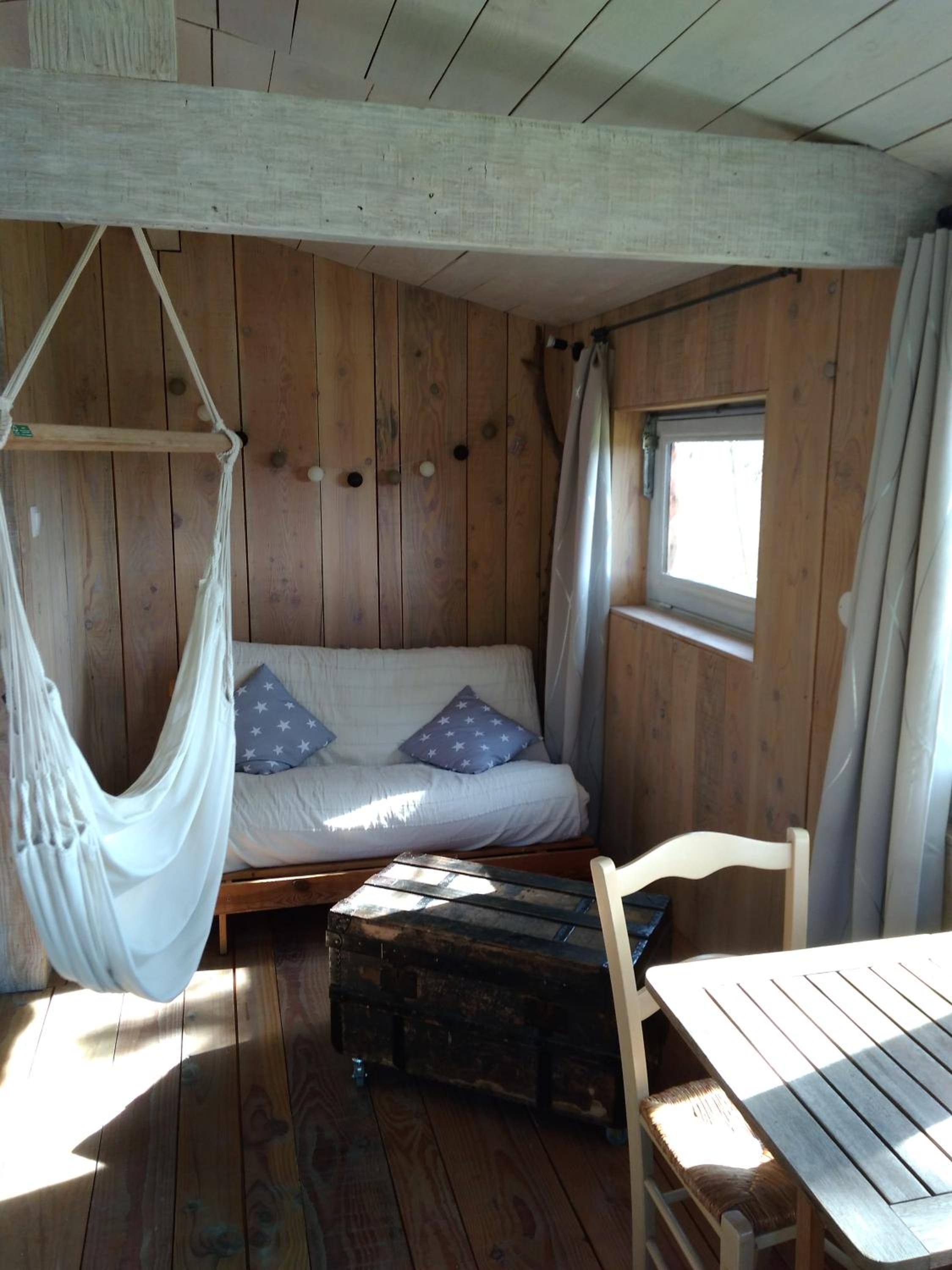 La cabane en bois view 5