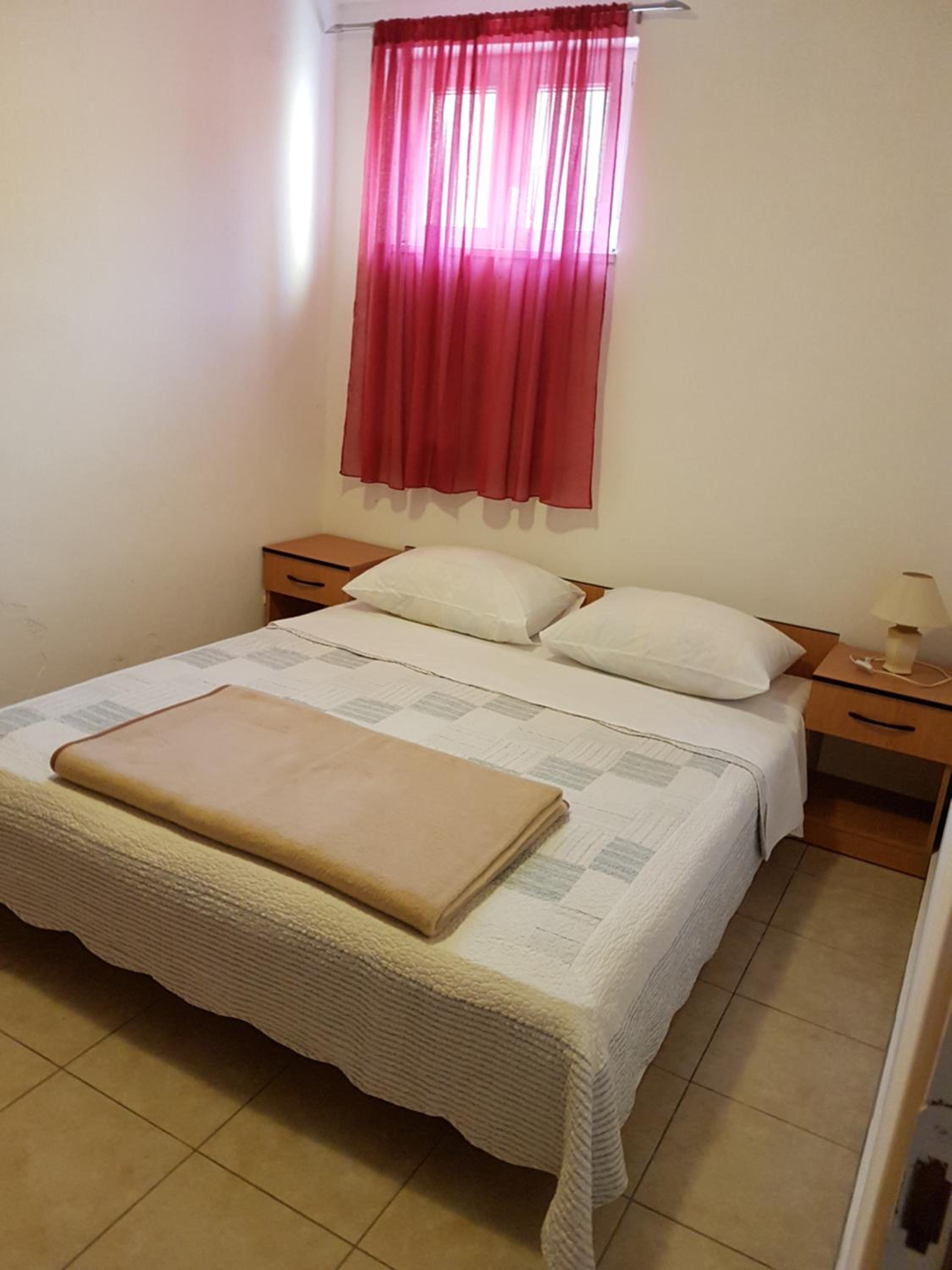 Apartments Viganj