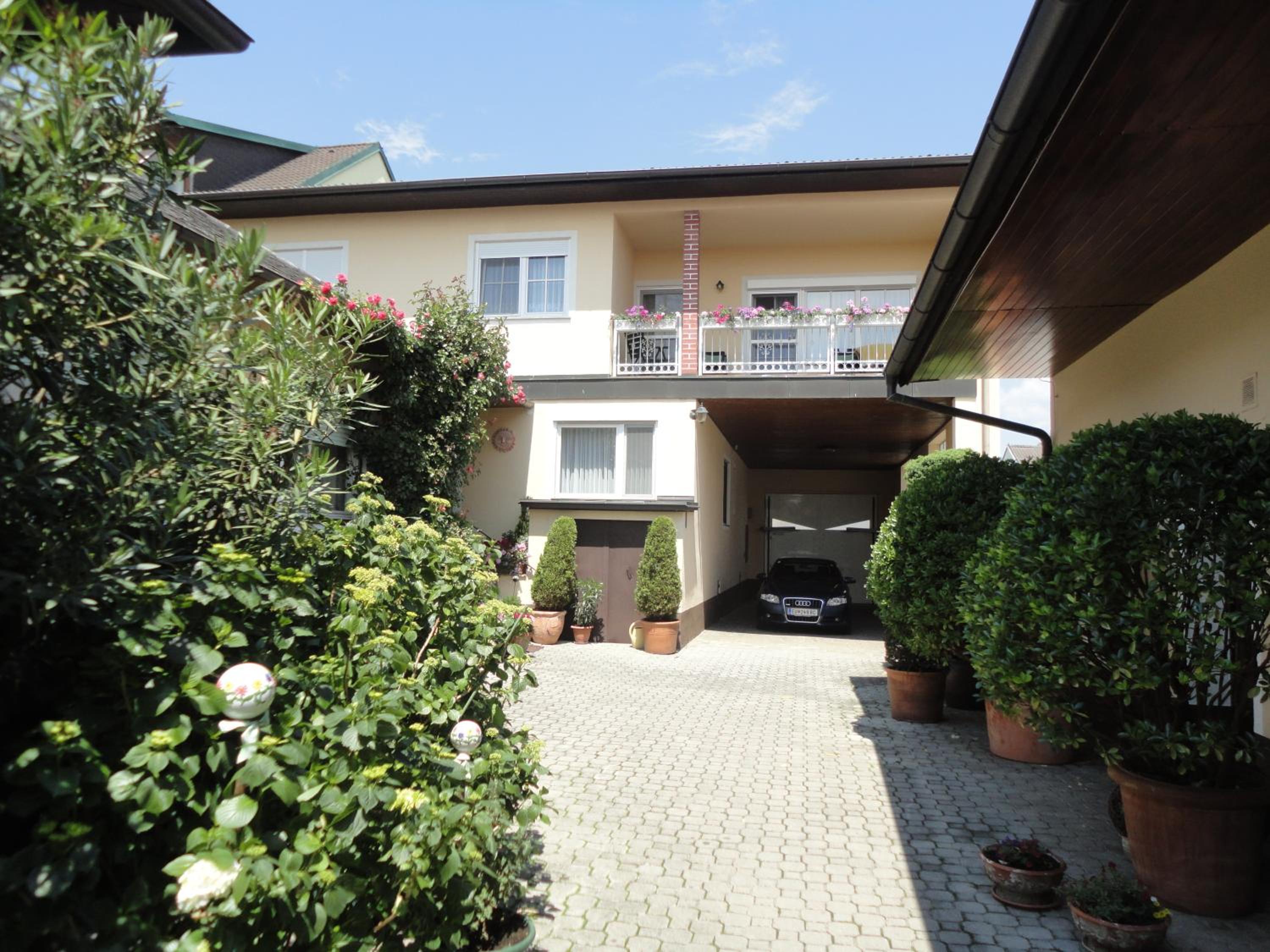 Weingut Sommerhof view 5