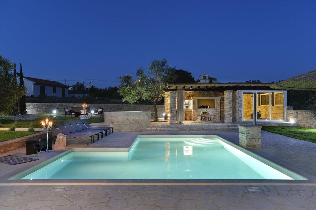 Villa Paradiso view 5