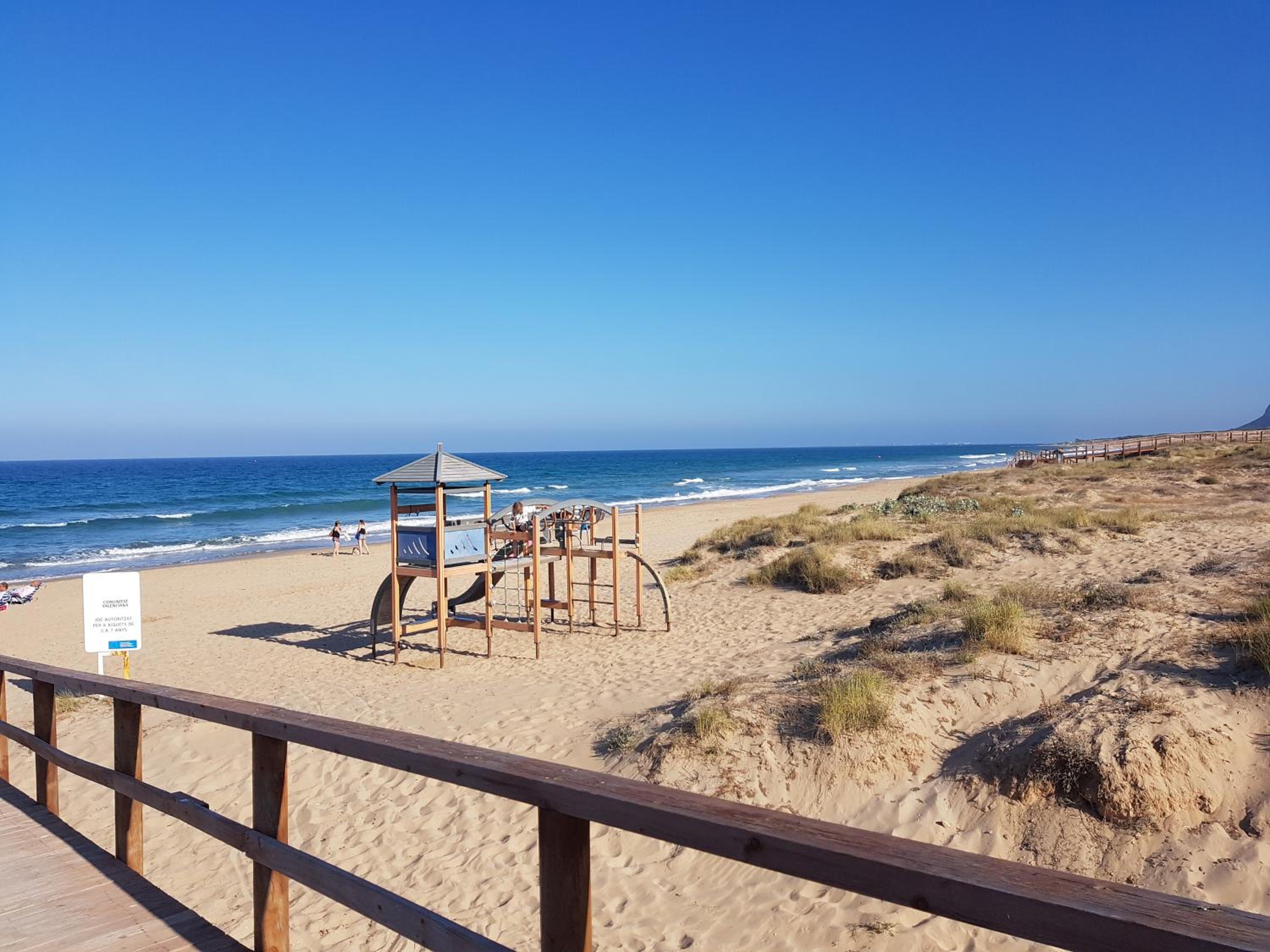 ROMERO APARTMENTS-ARENALES DEL SOL photo 3