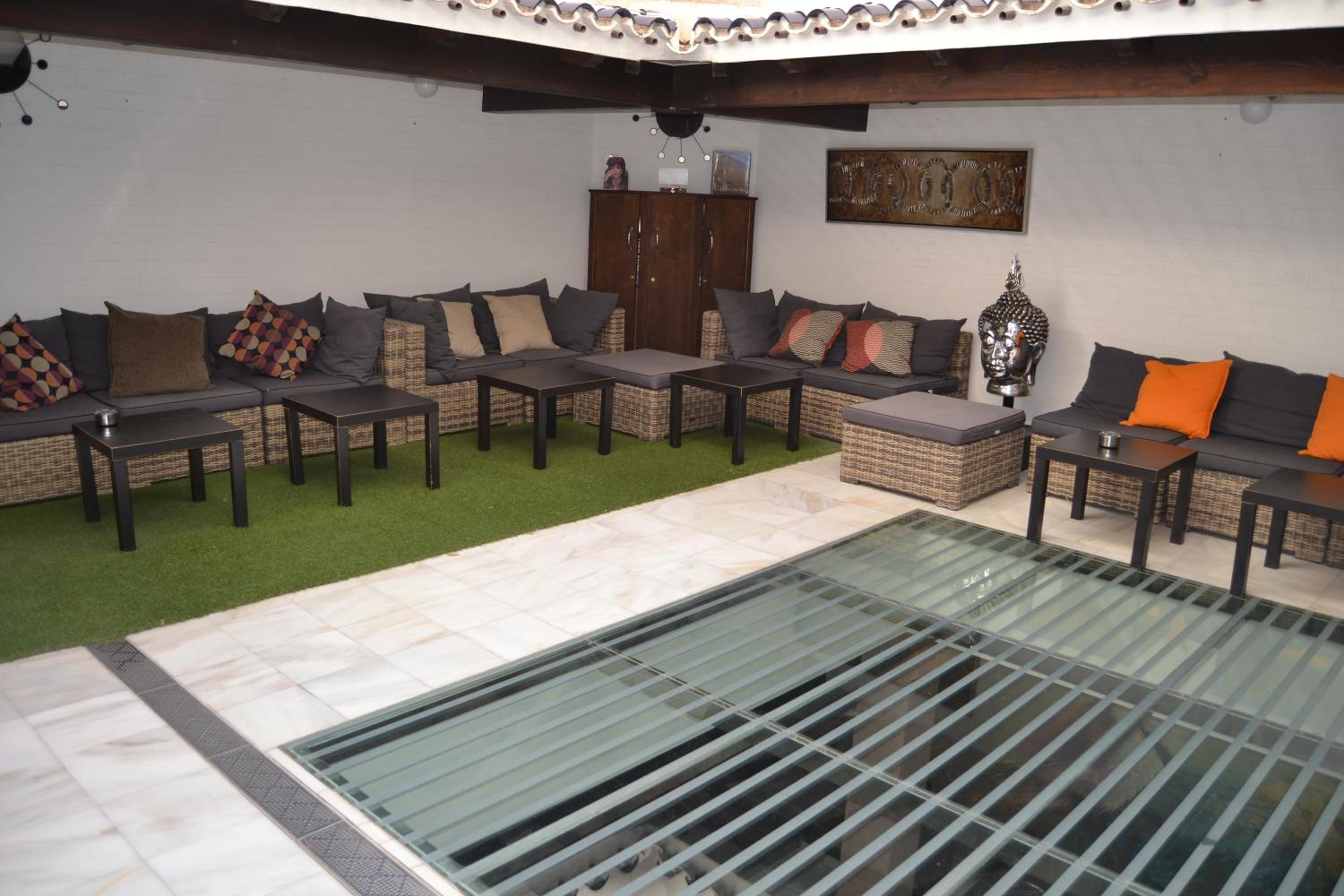lounge