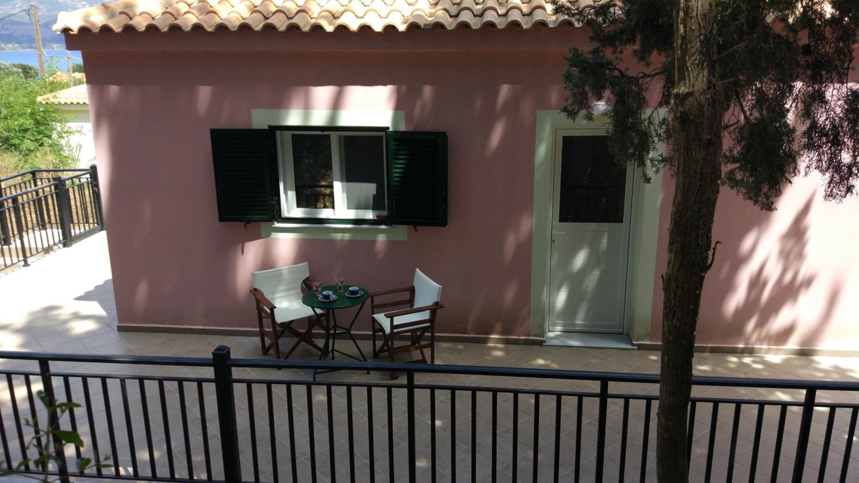 Victoria's Summer house photo 4