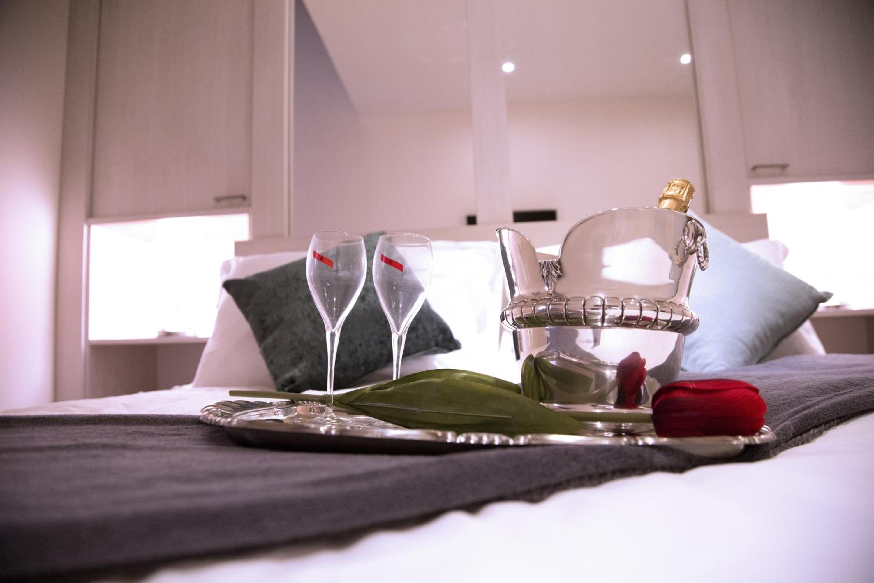 H-Aviva Giubbonari Apartment