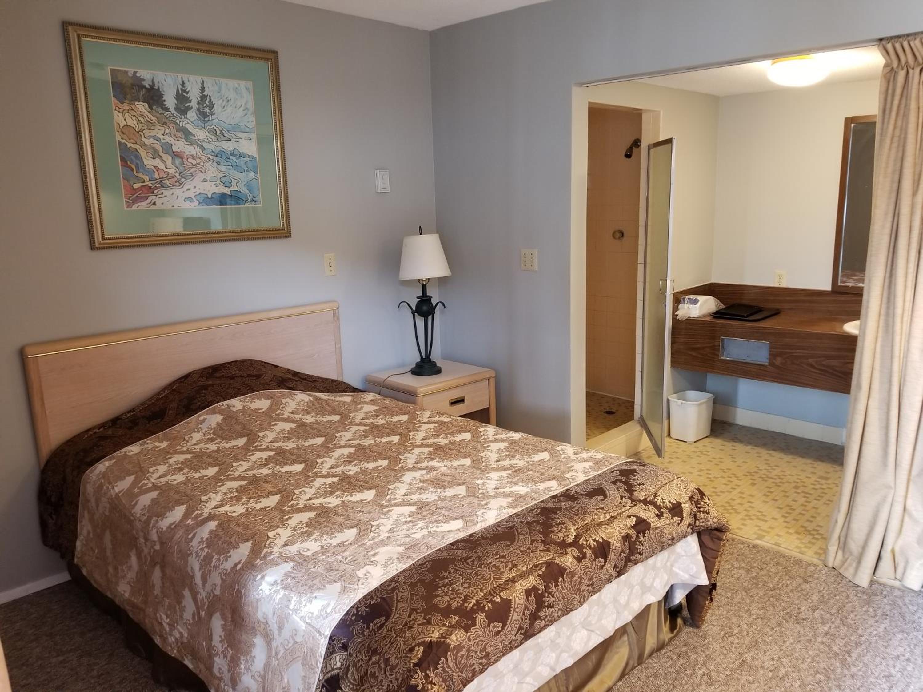 Slumber Lodge Williams Lake view 5