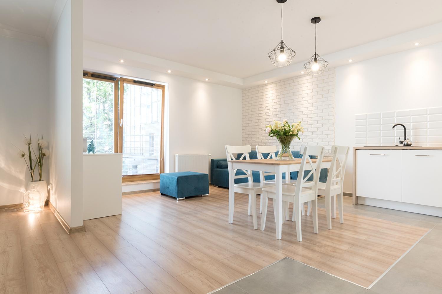 Blue Apartment in vibrant heart of Gdynia view 3