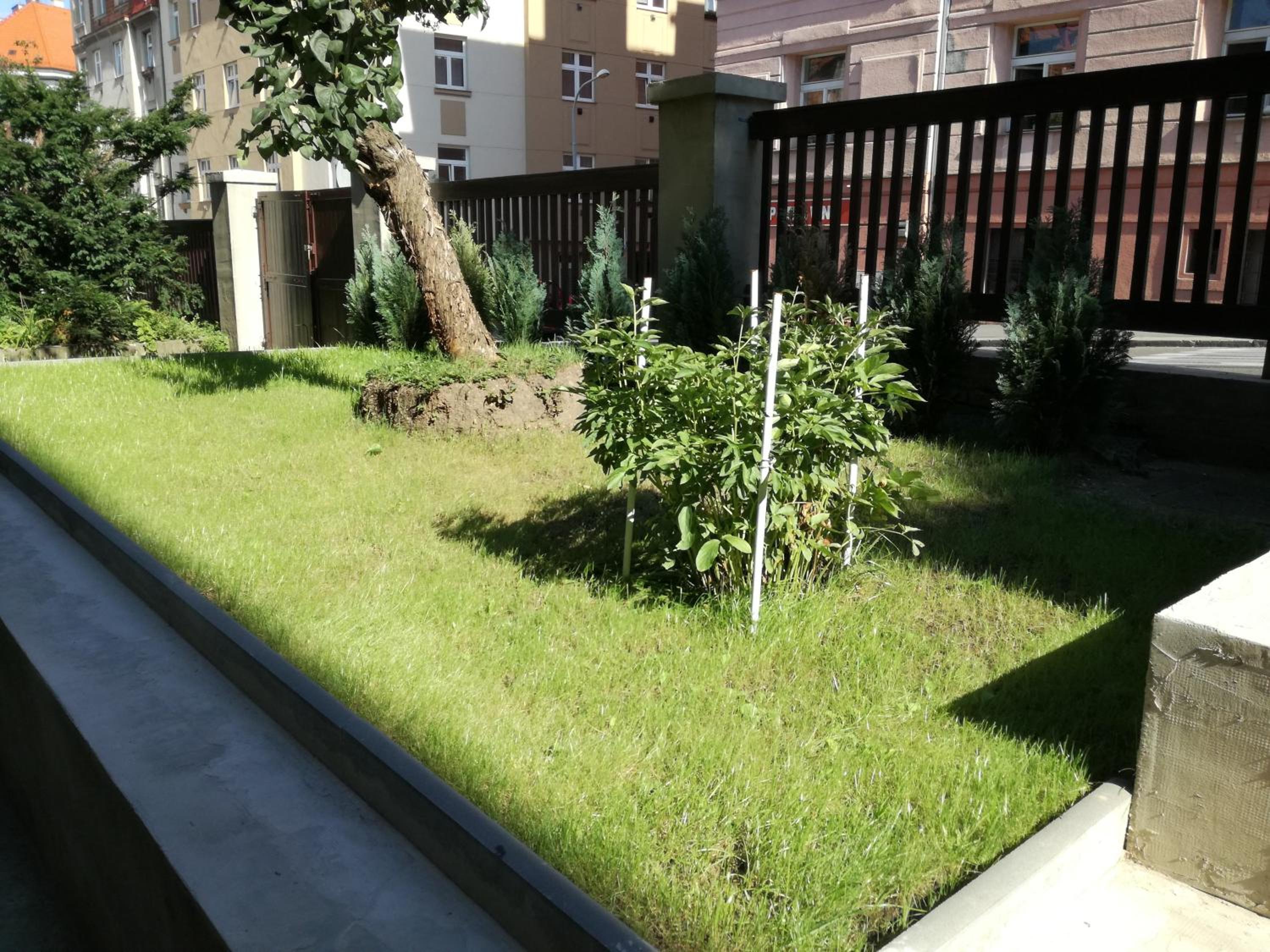 Jezerka Apartments - Free Parking - Easy Access to Center