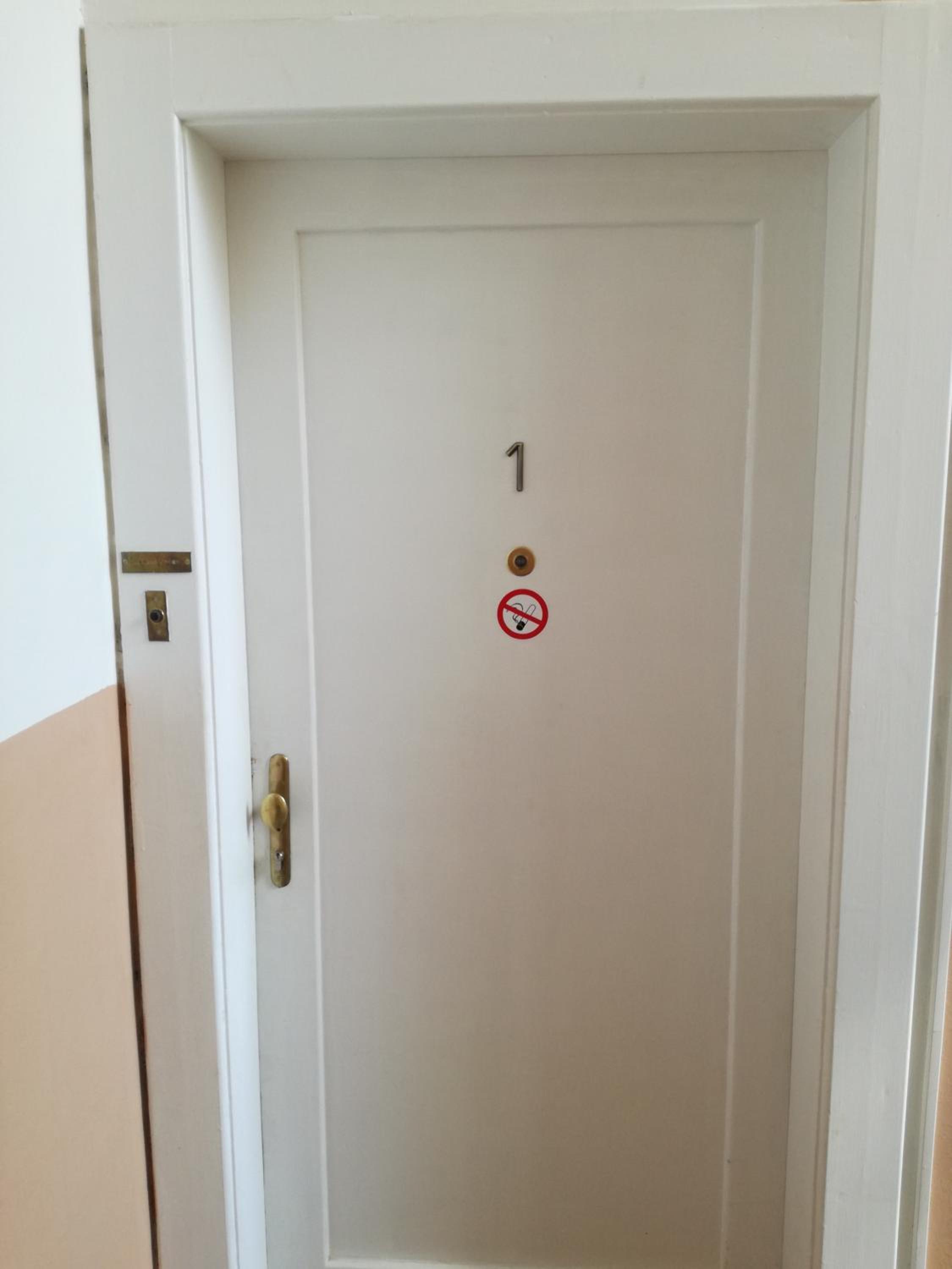 Jezerka Apartments - Free Parking - Easy Access to Center