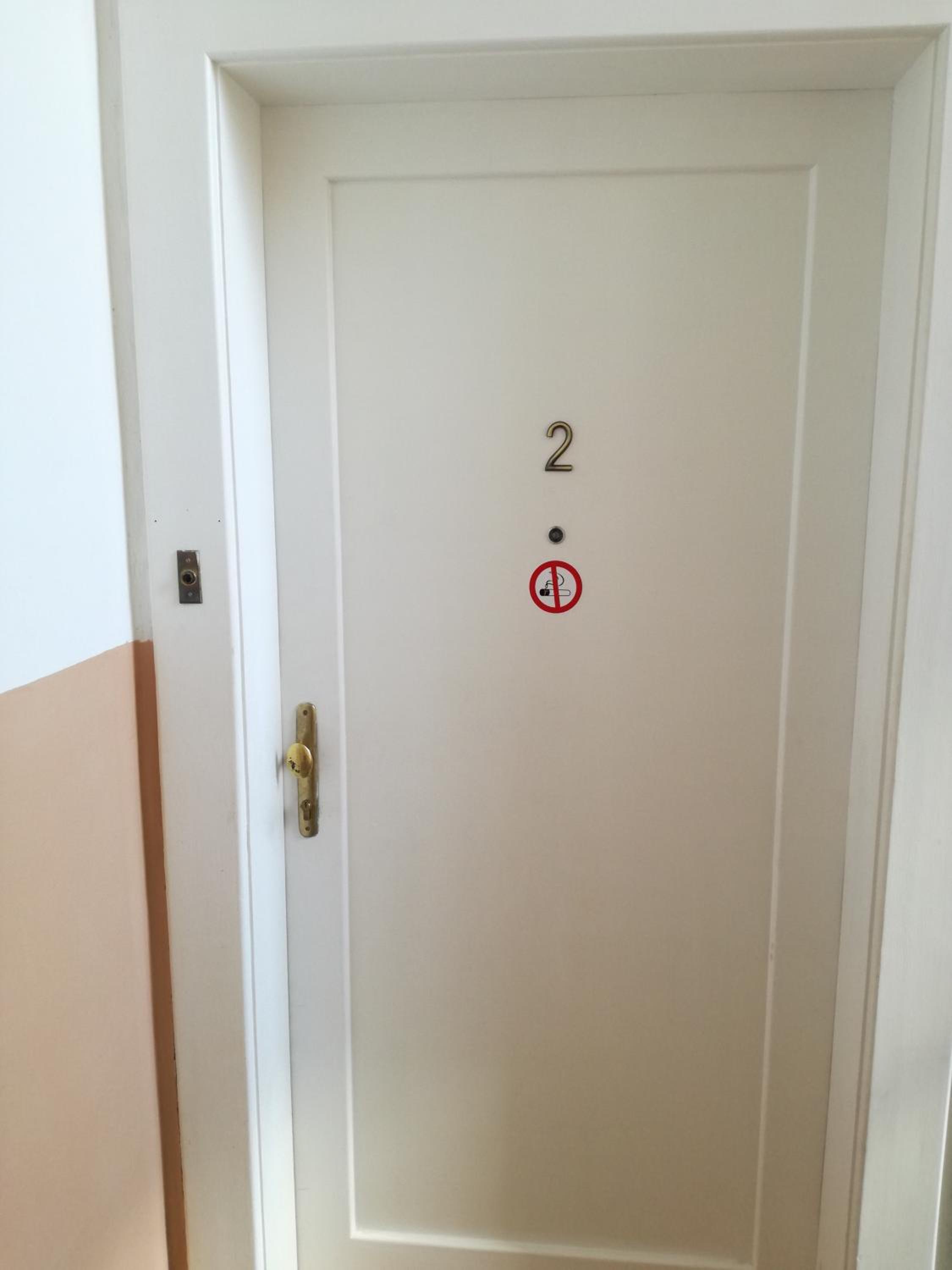 Jezerka Apartments - Free Parking - Easy Access to Center