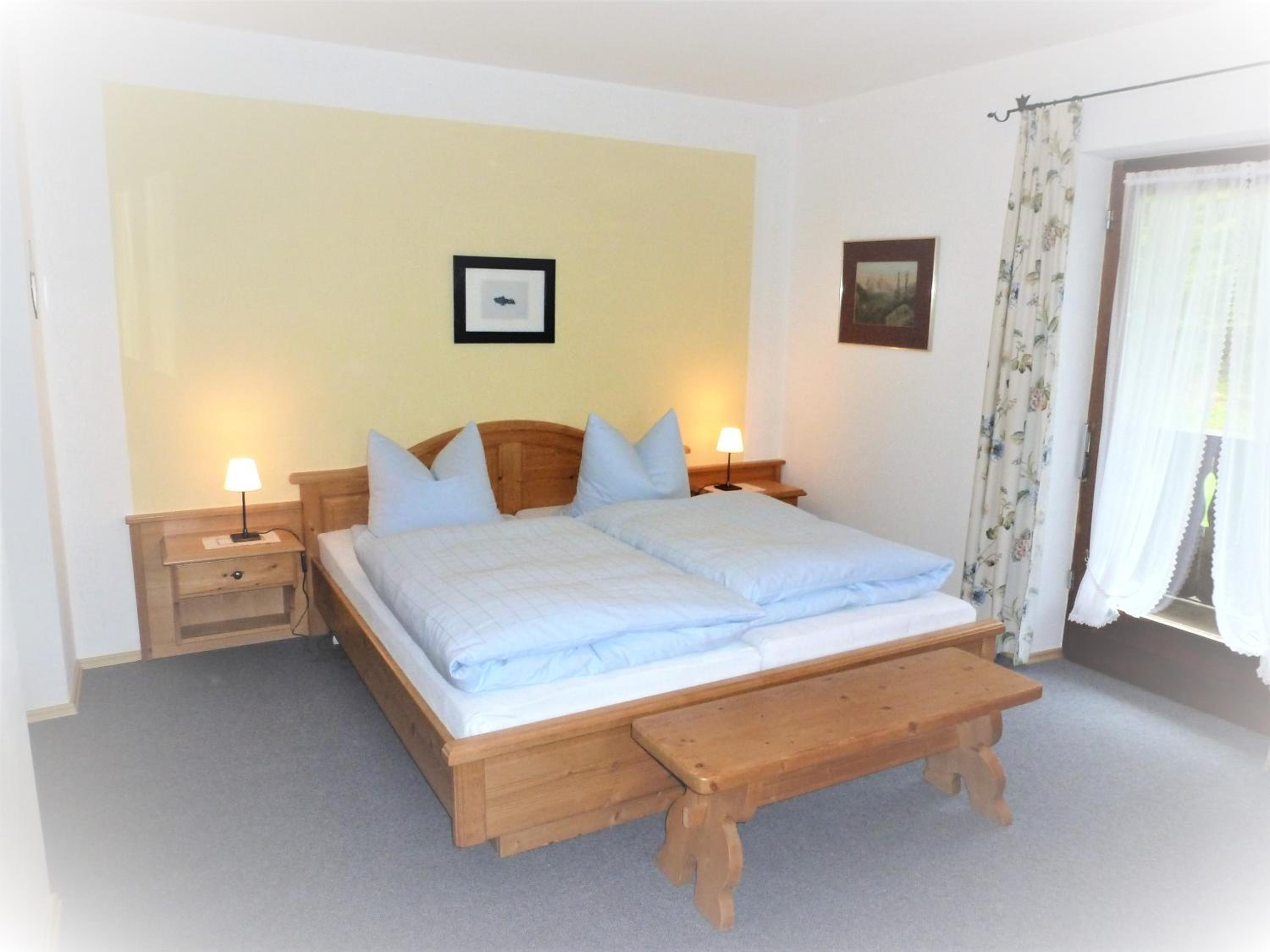 Pension Waldklause, Doppelzimmer mit Balkon, Dusche, WC
