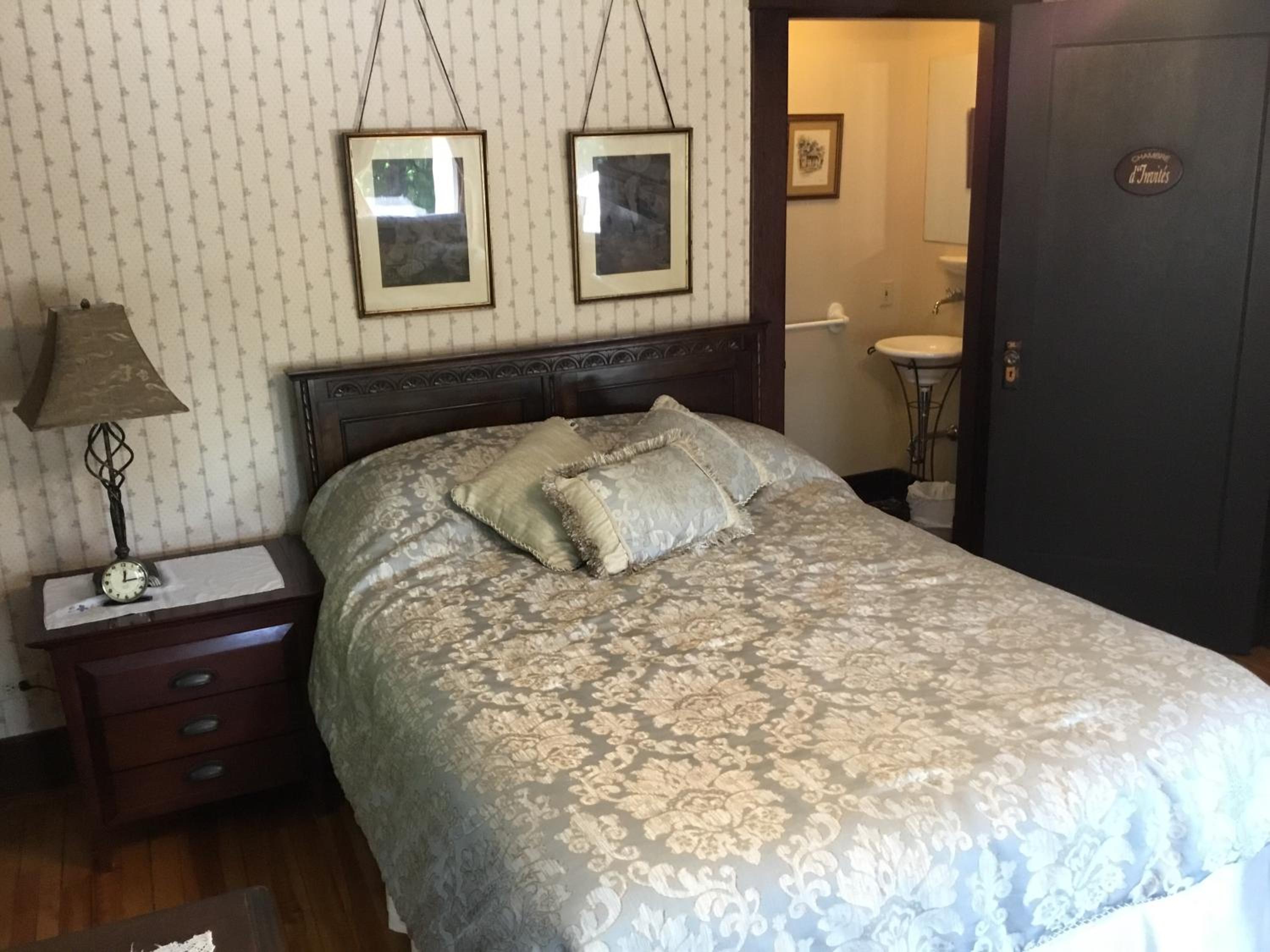 Auberge Taylor Manor
