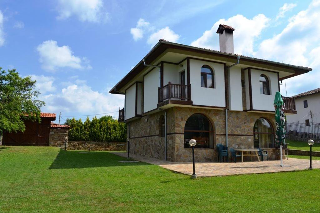 Sichanova Guest House