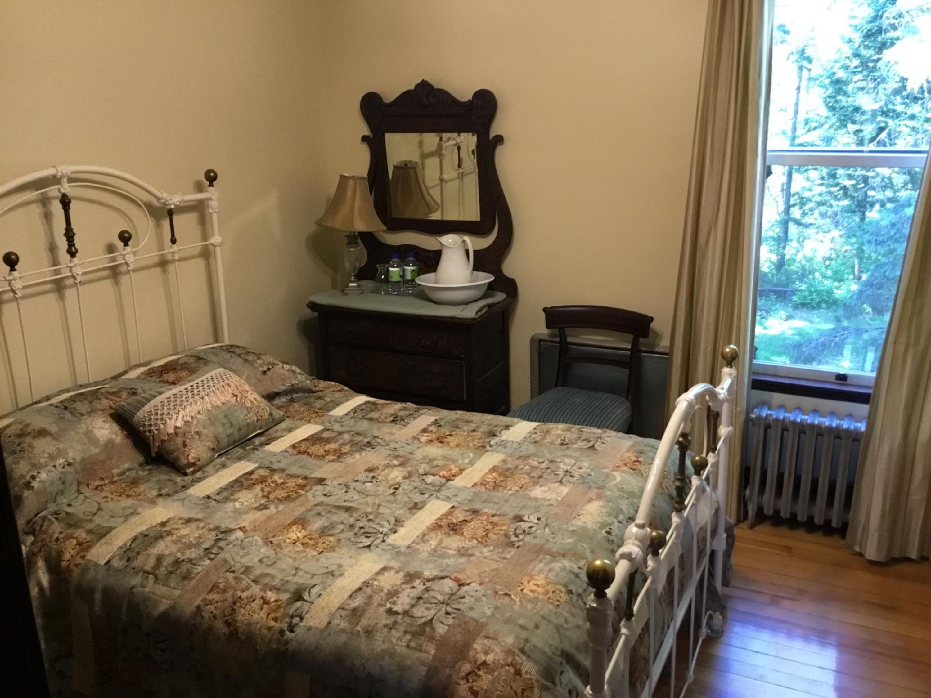 Auberge Taylor Manor