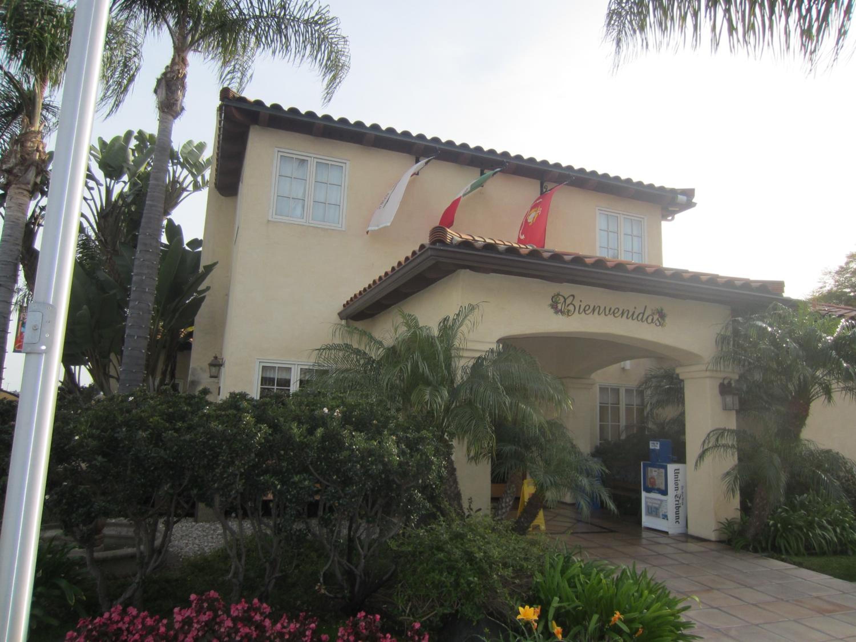 Hotel Old Town Inn - Image 1