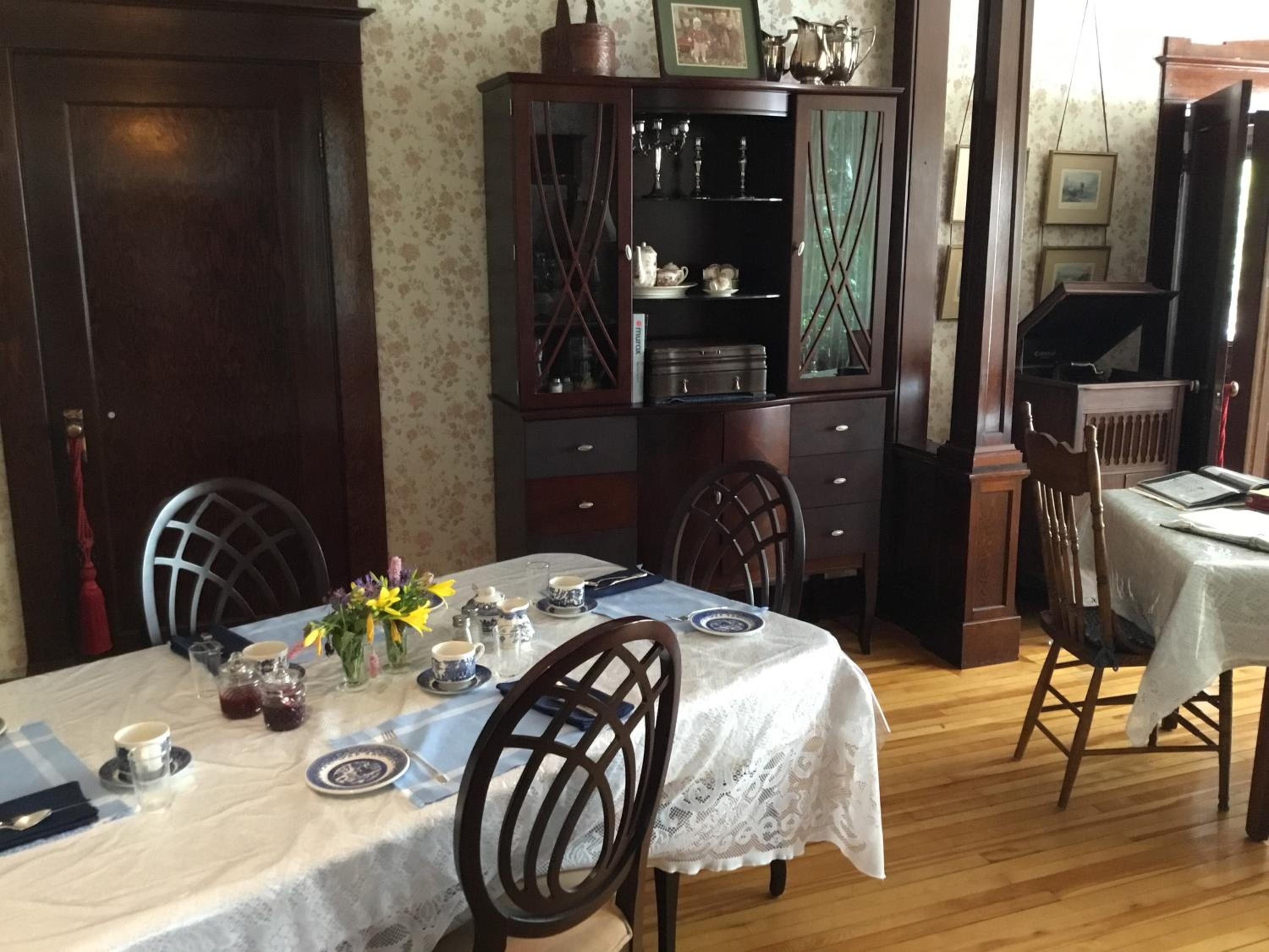 Auberge Taylor Manor