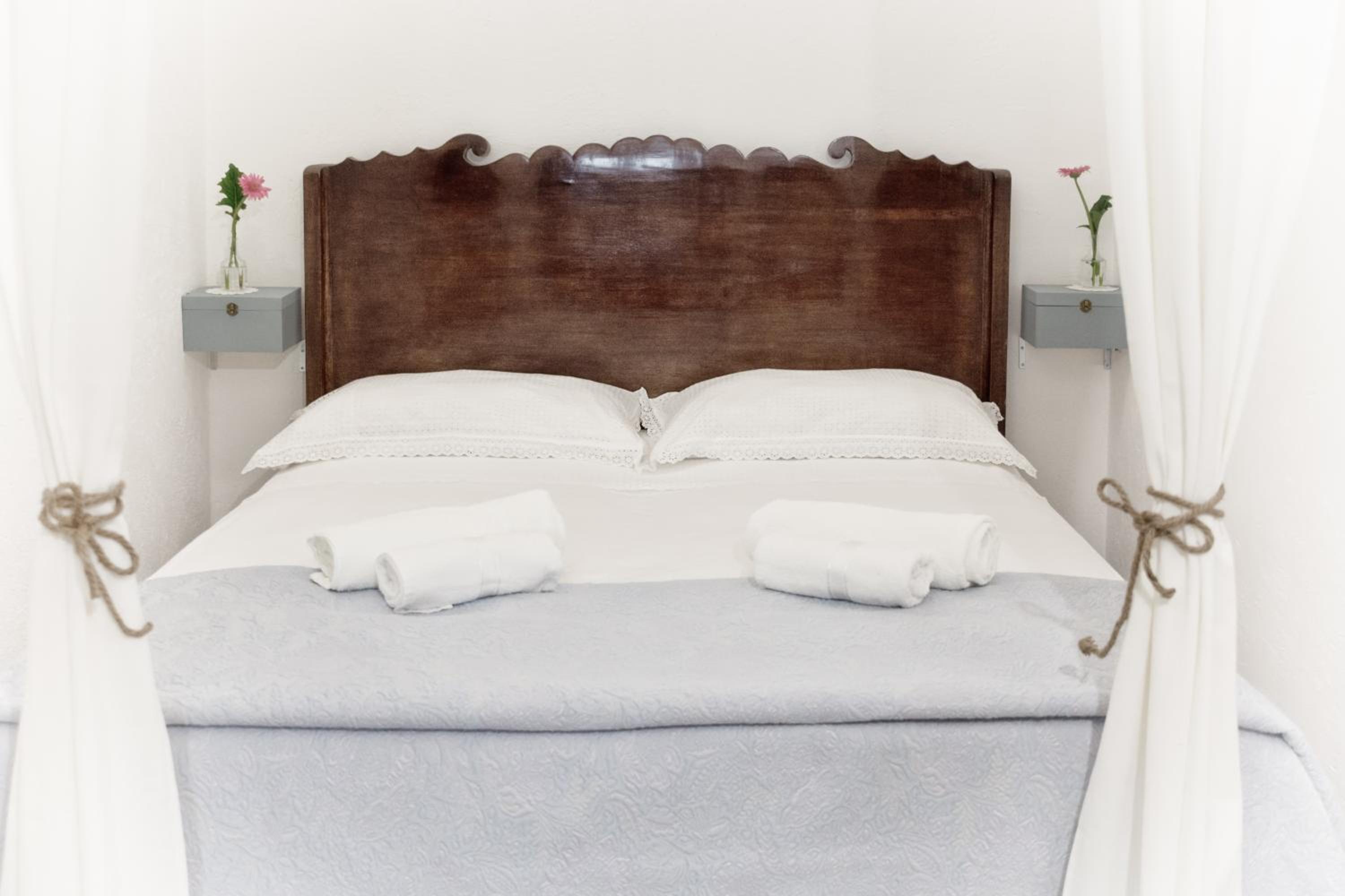 Dimora Zafferano - Guest House Ostuni view 2