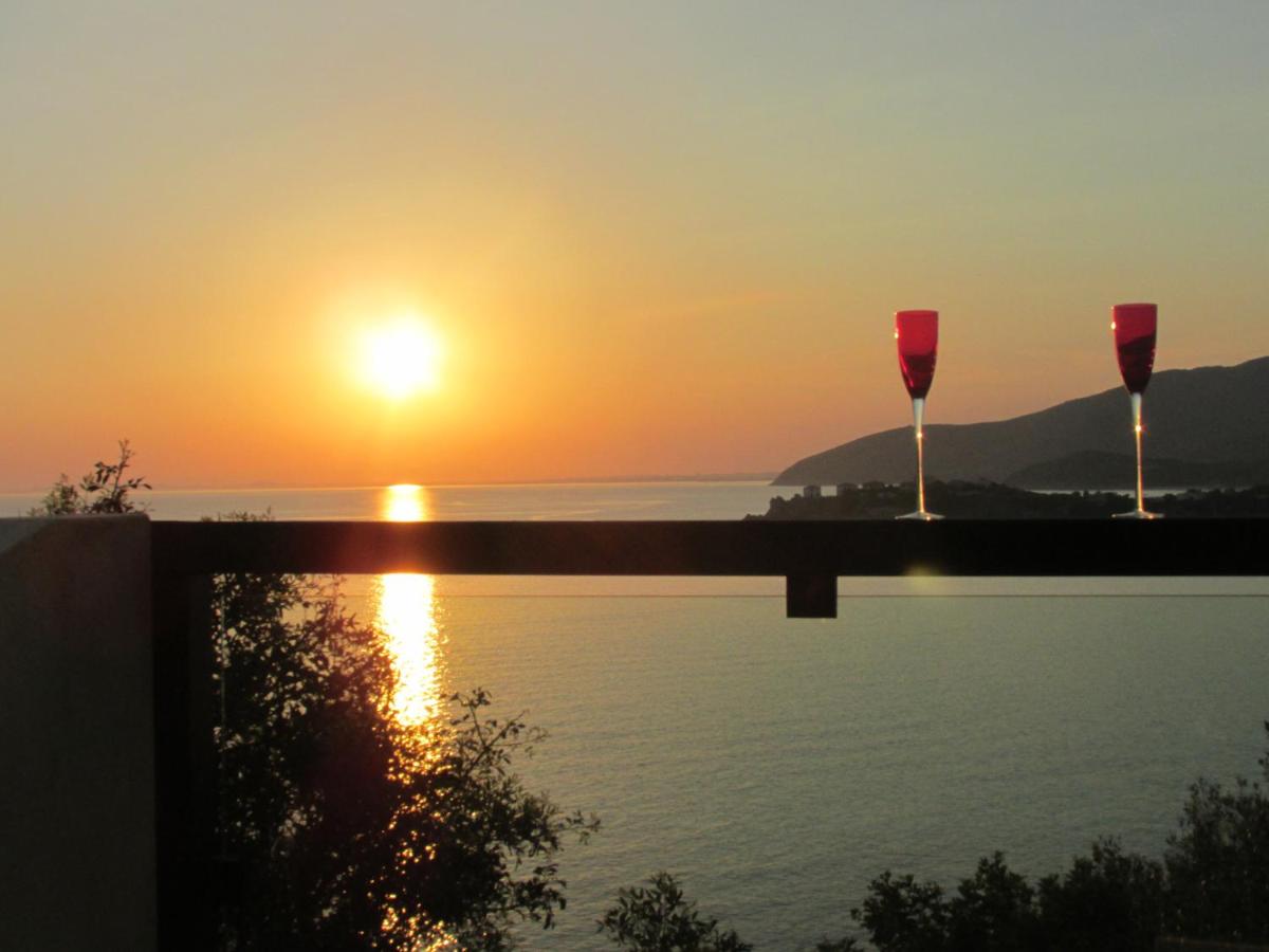 Villa Lara photo 2