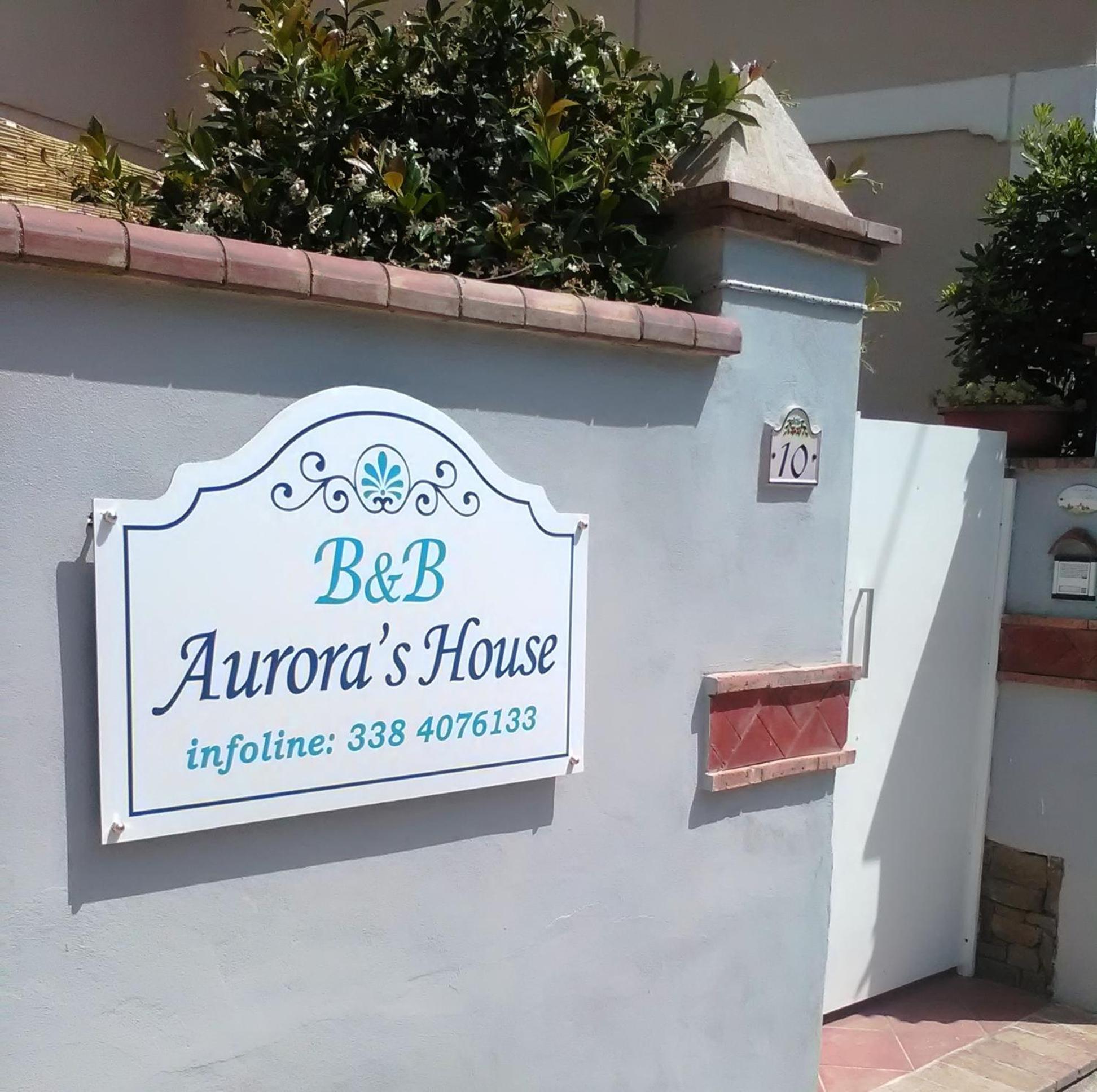 B&B Aurora's House