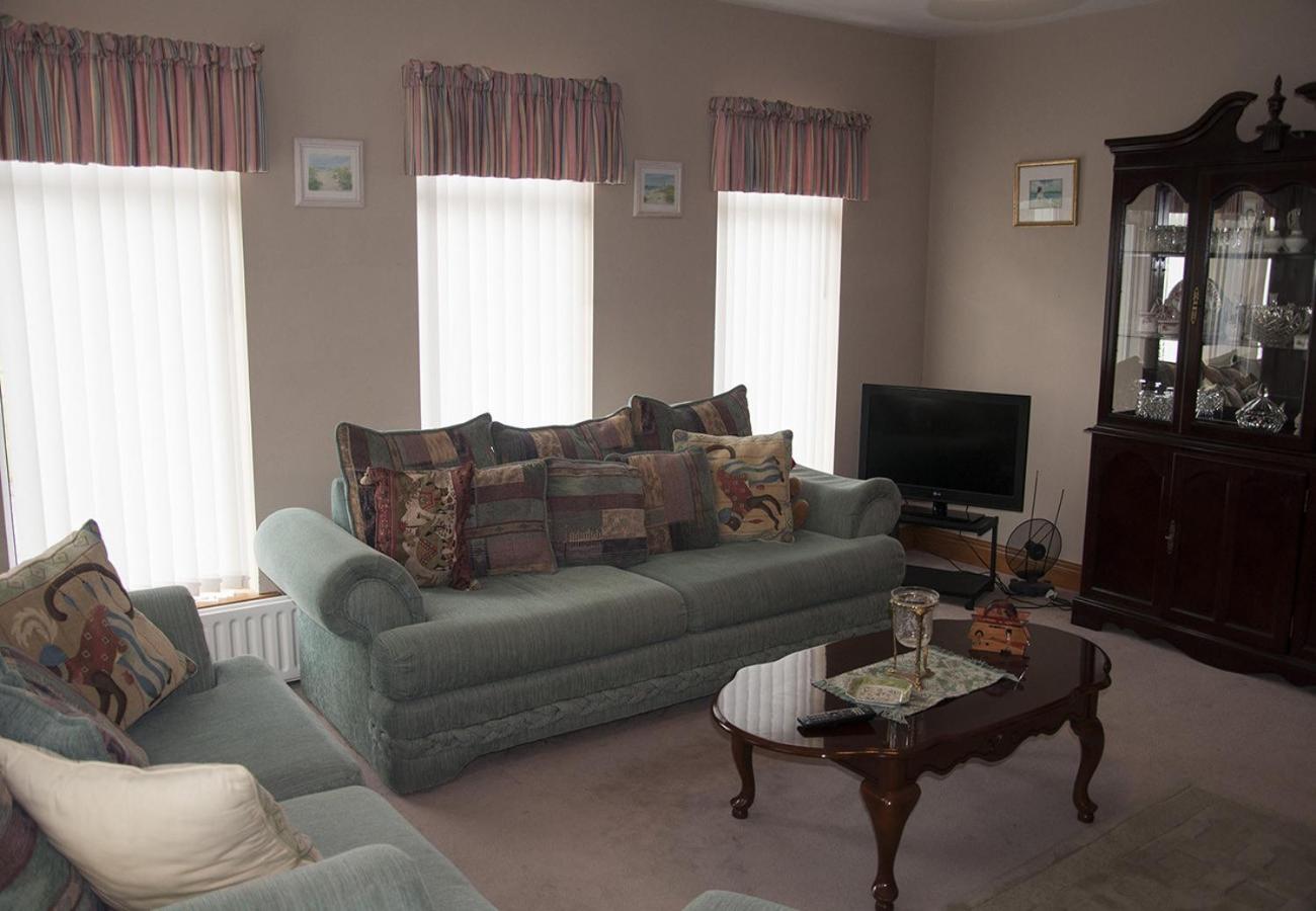 Eagle View Holiday Home by Trident Holiday Homes view 5