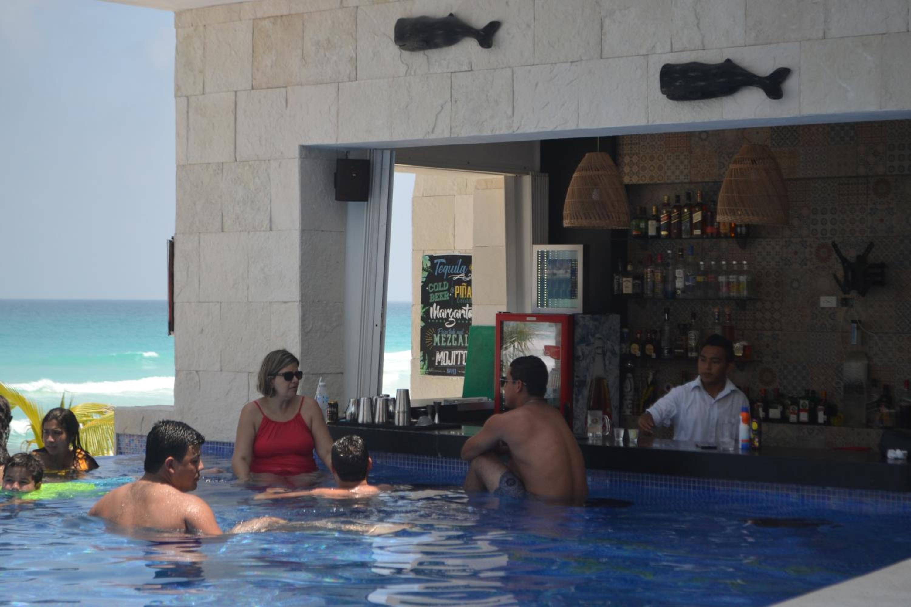 GIRASOL CONDO CANCUN BEAcH