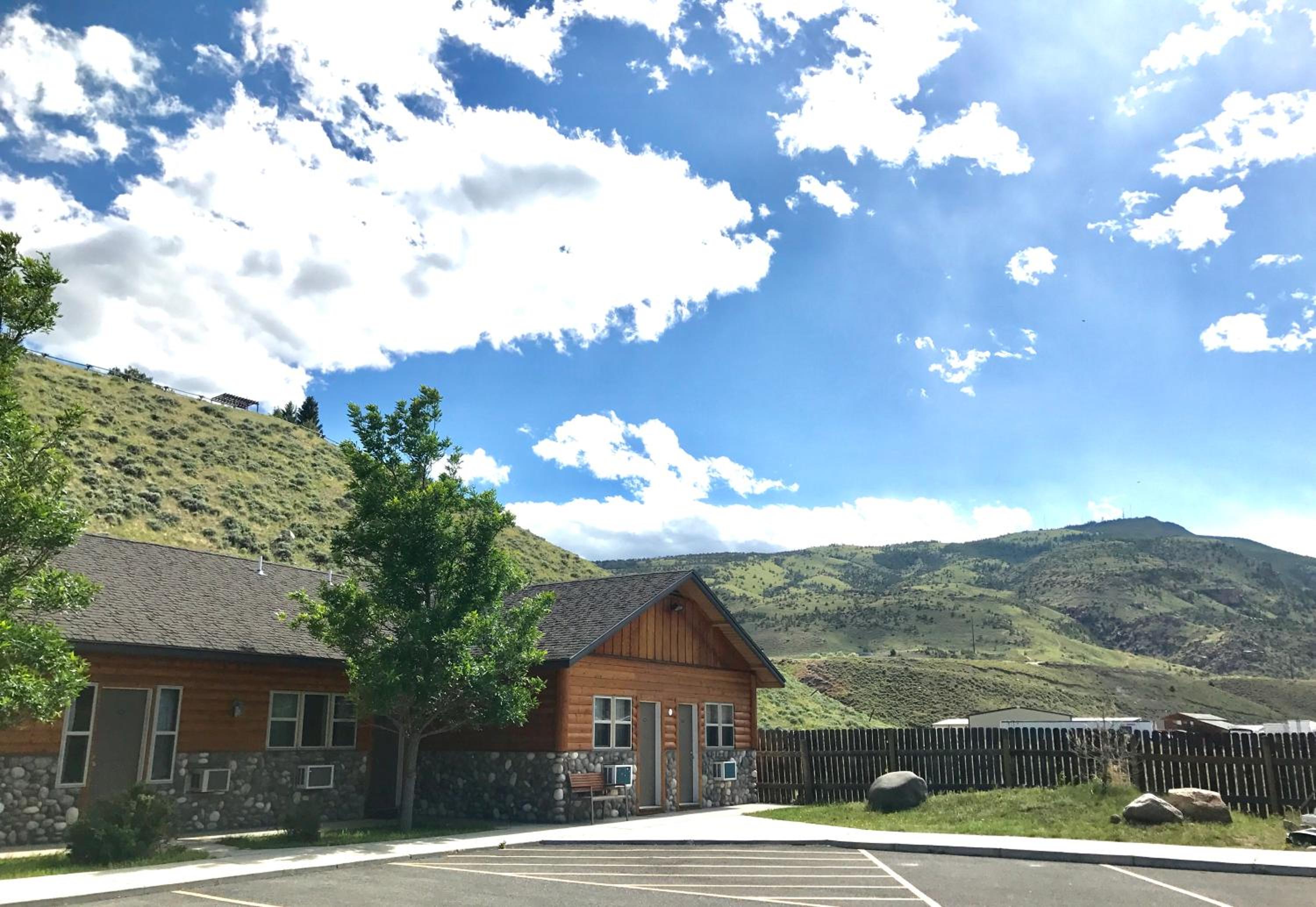 Holiday Lodge