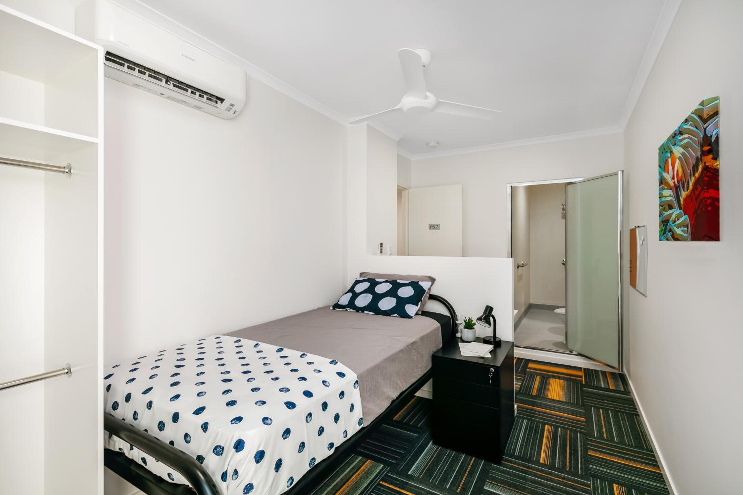 Redhill Cairns Living - Pembroke St