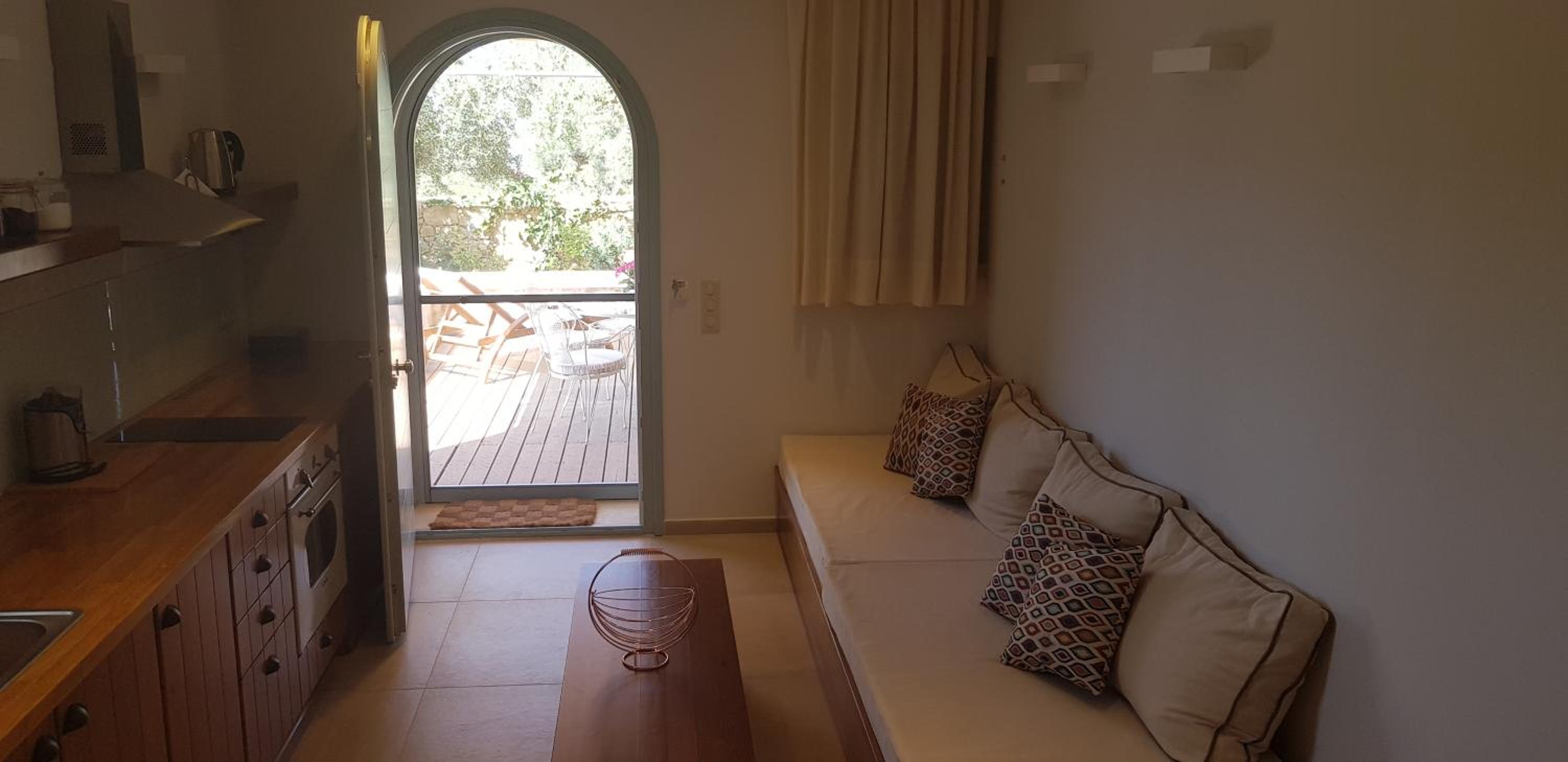 Lithos Guesthouse Kardamili