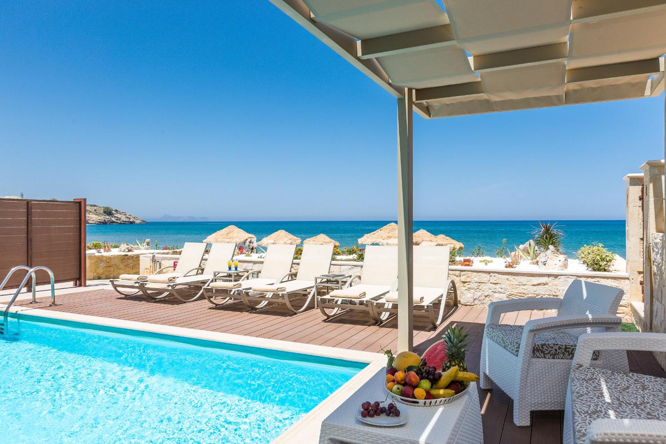 Iris Beachfront Residence, Newly Renewed with Pool and BBQ, By ThinkVilla photo 5