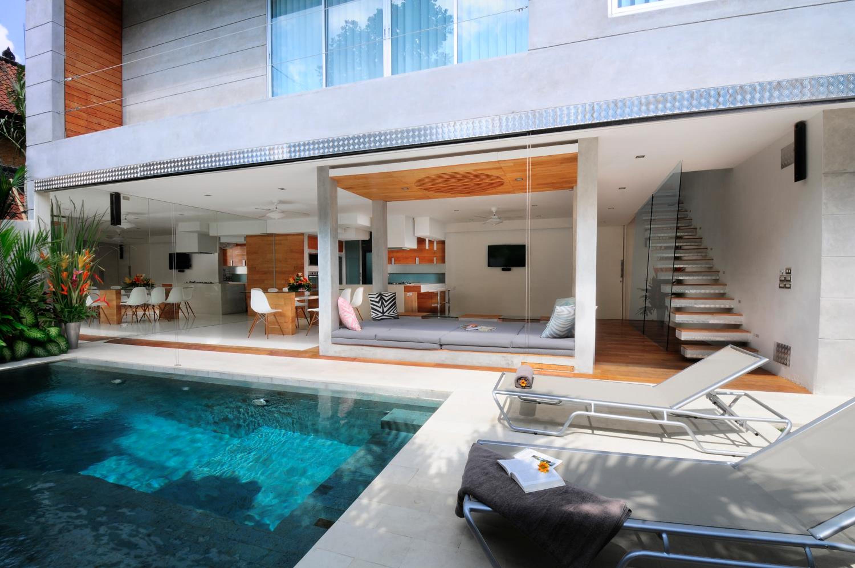 4BR Villa Minggu - Minggu Villas Seminyak view 5