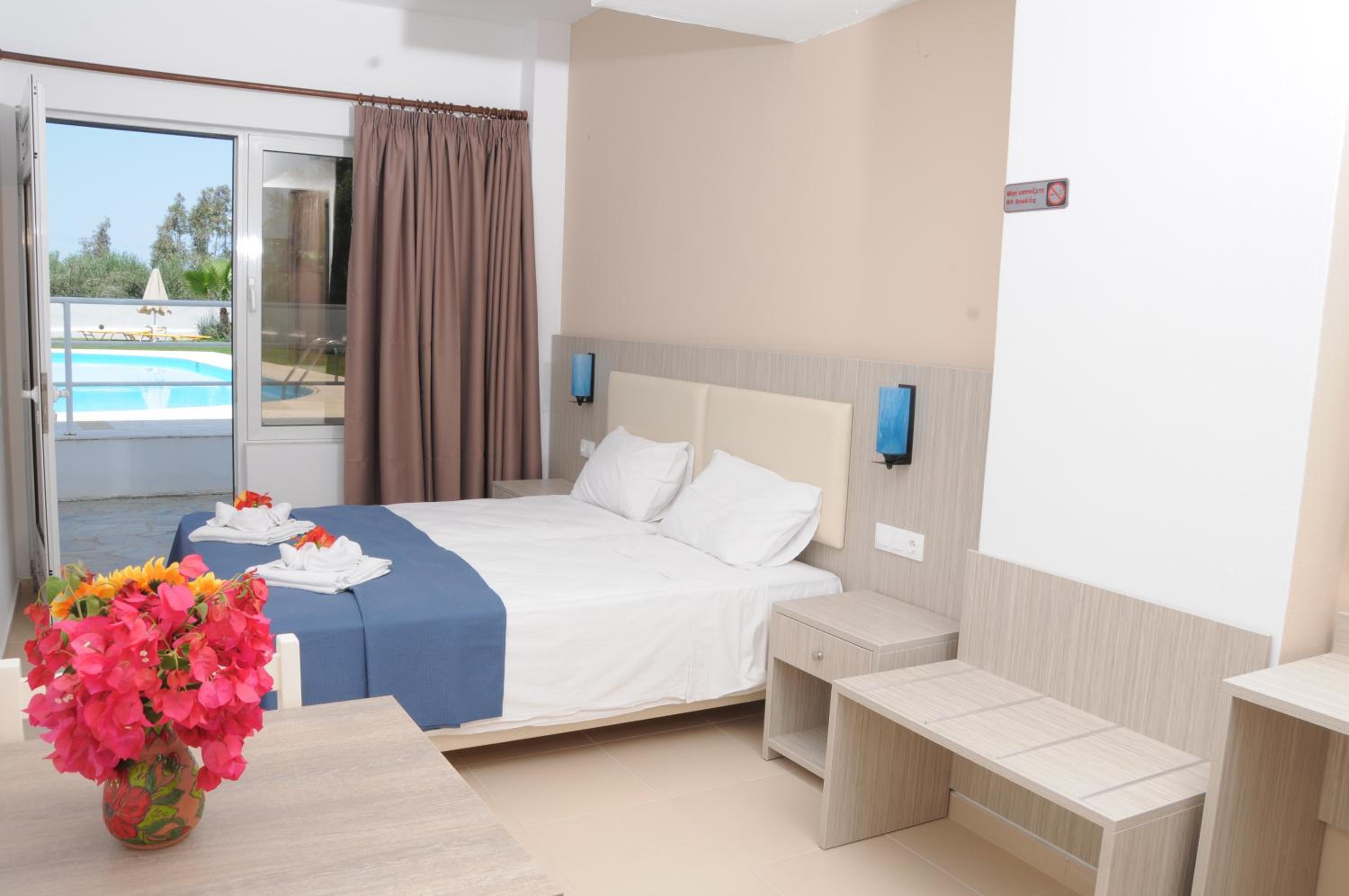 Mastorakis Hotel and Studios