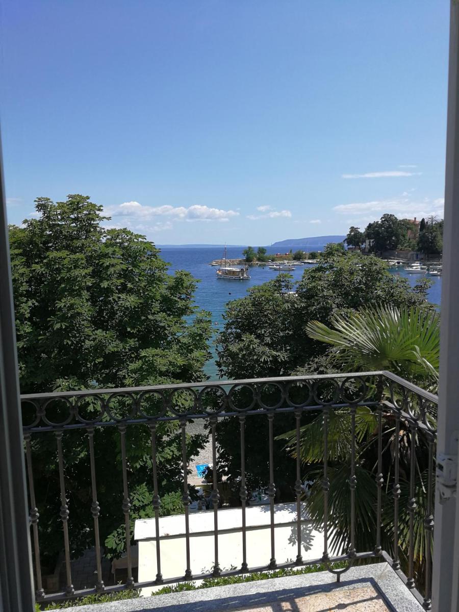 Apartments Zlatko view 2