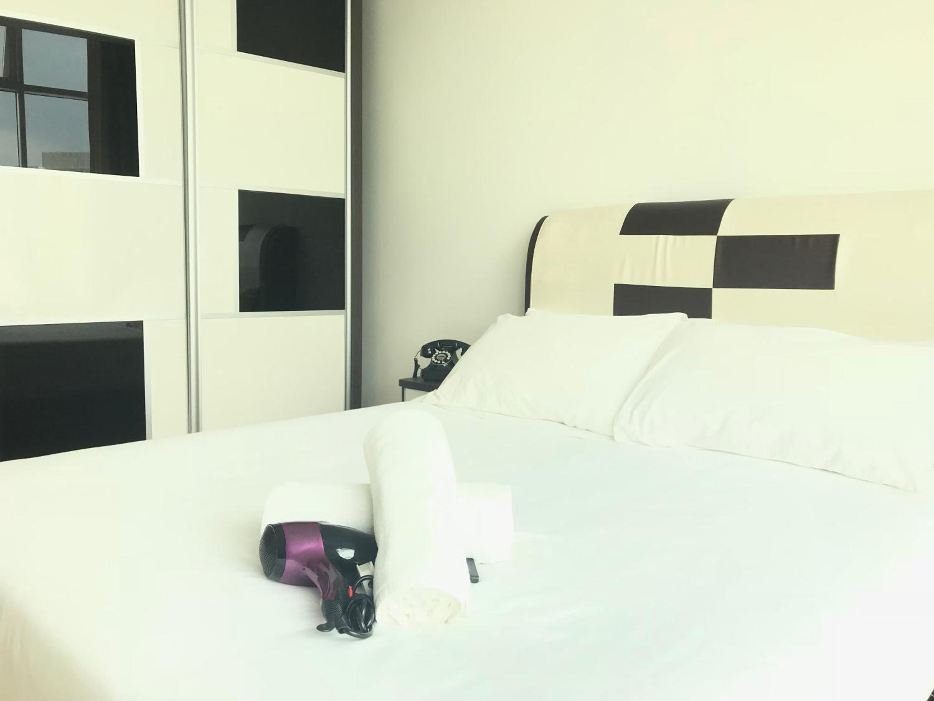 VORTEX SUITES KLCC by PNUT With NETFLIX