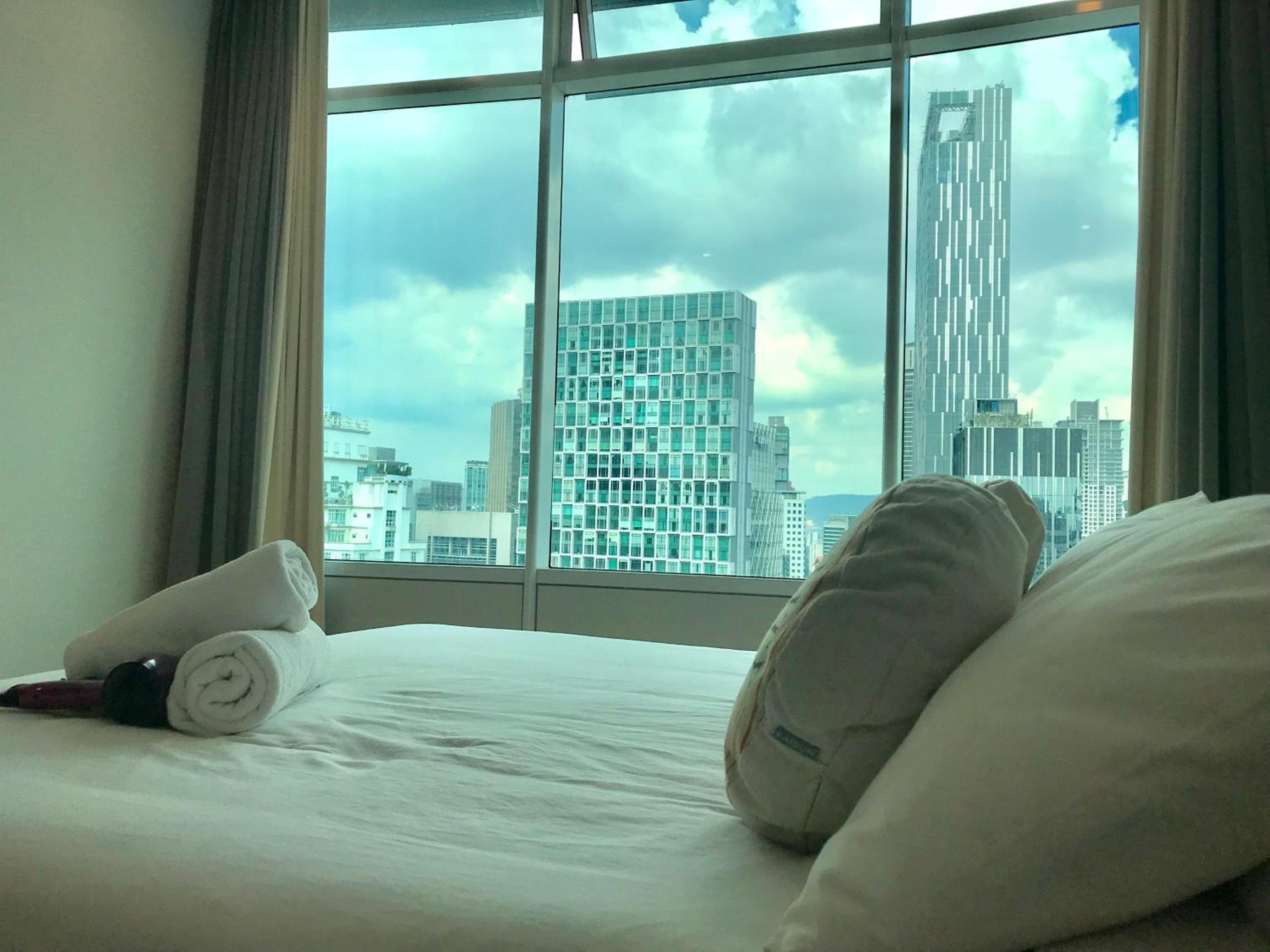 VORTEX SUITES KLCC by PNUT With NETFLIX
