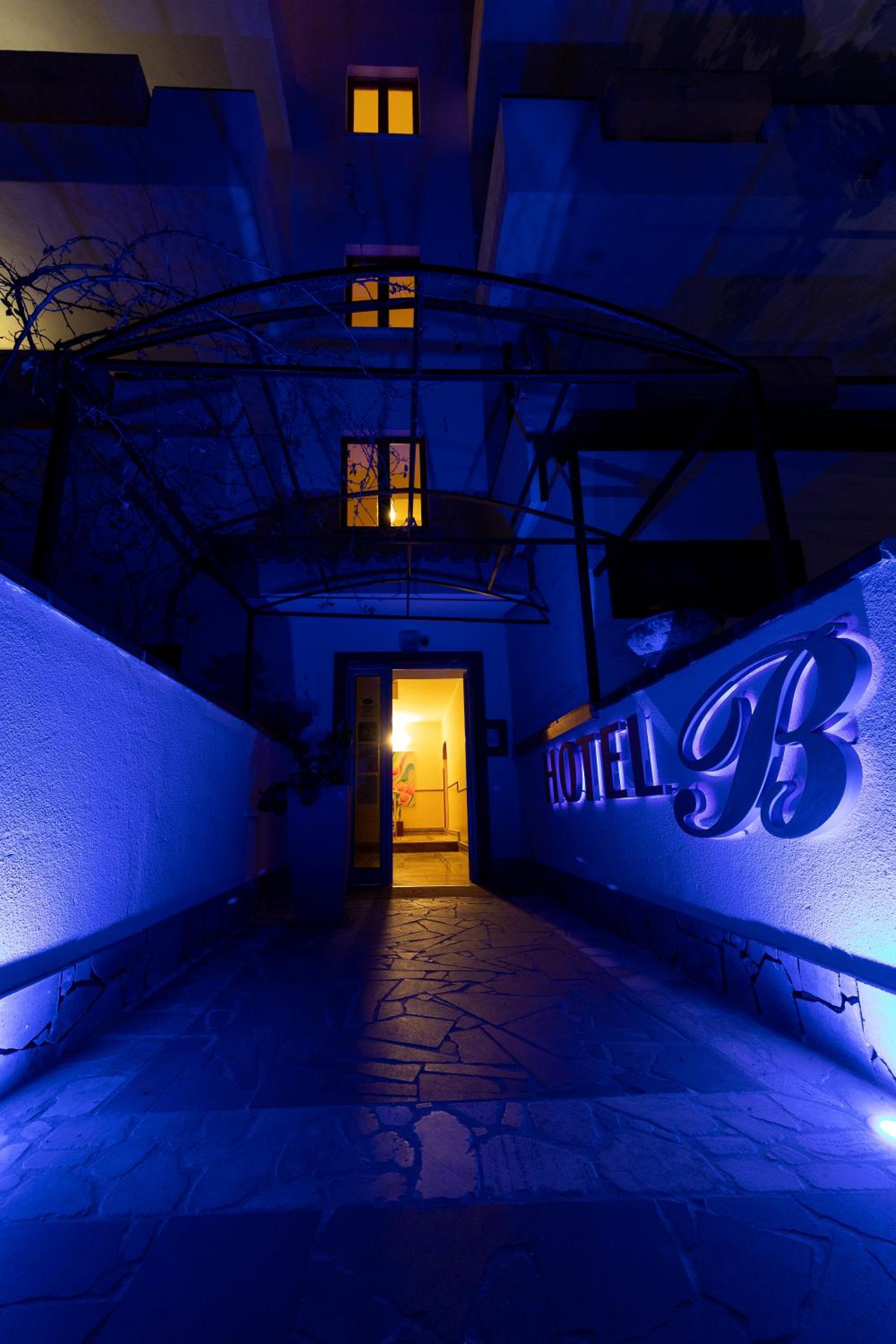 Hotel Barbieri view 4