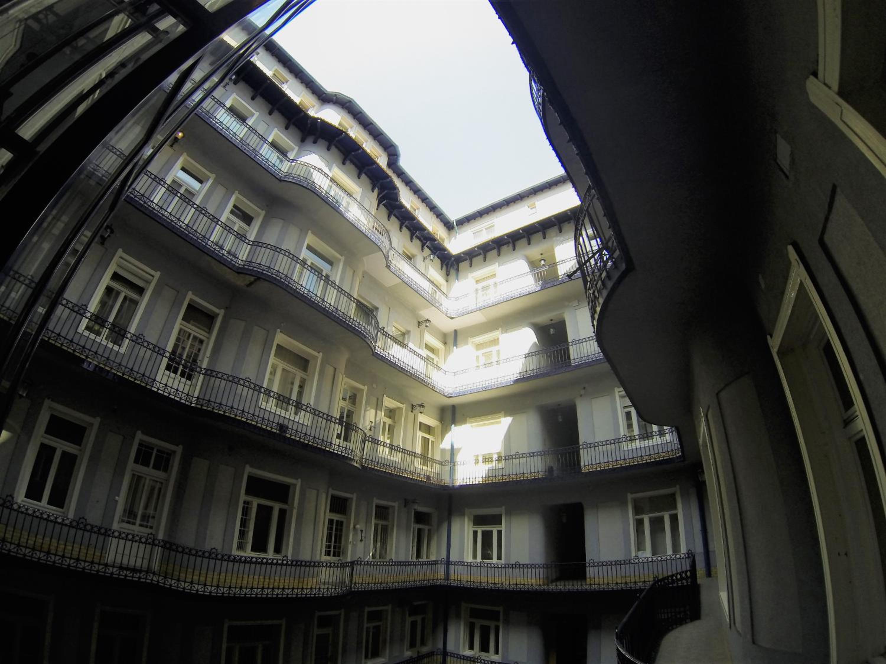 Wonderful Apartment Budapest view 4