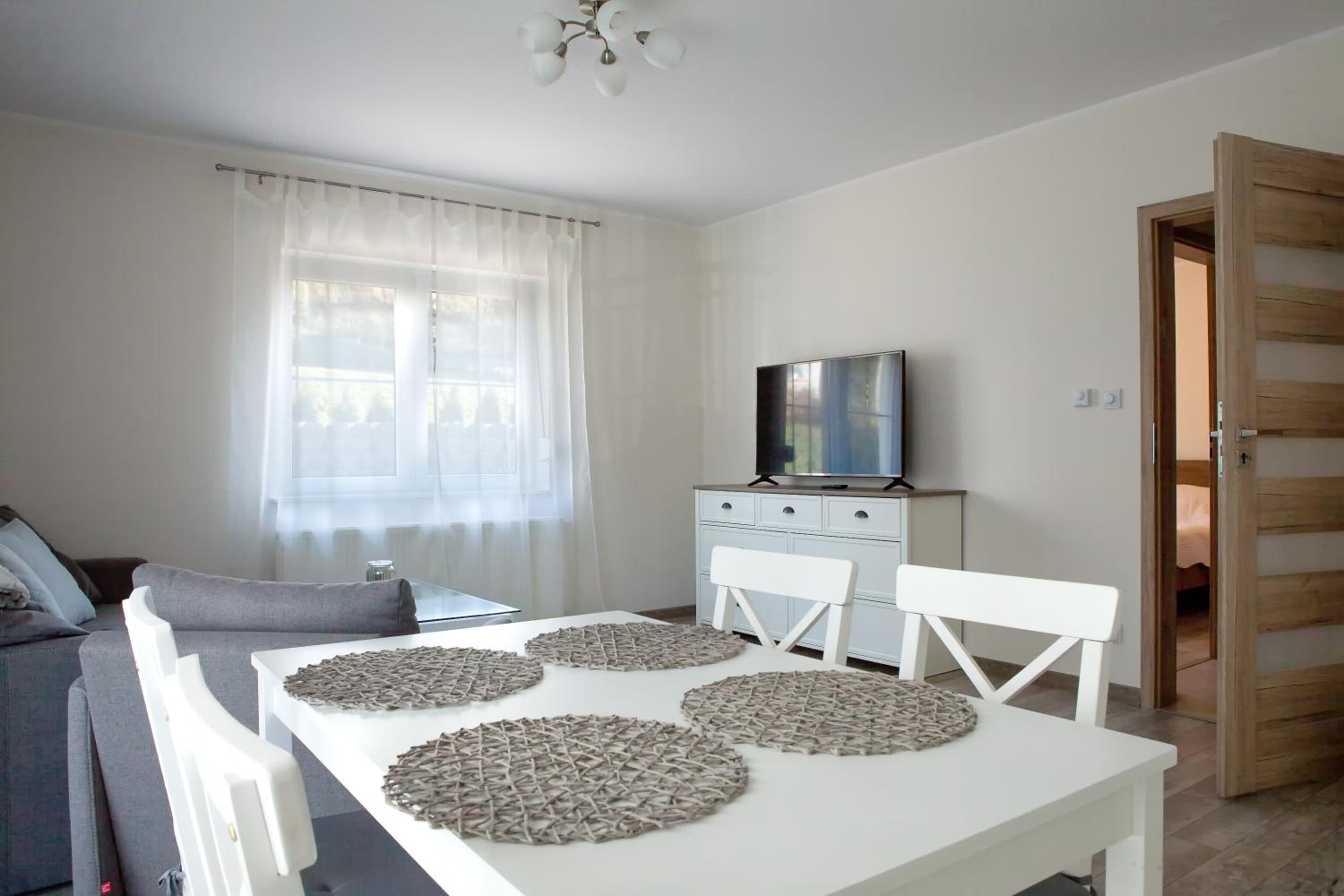 Apartament NR 5 view 2