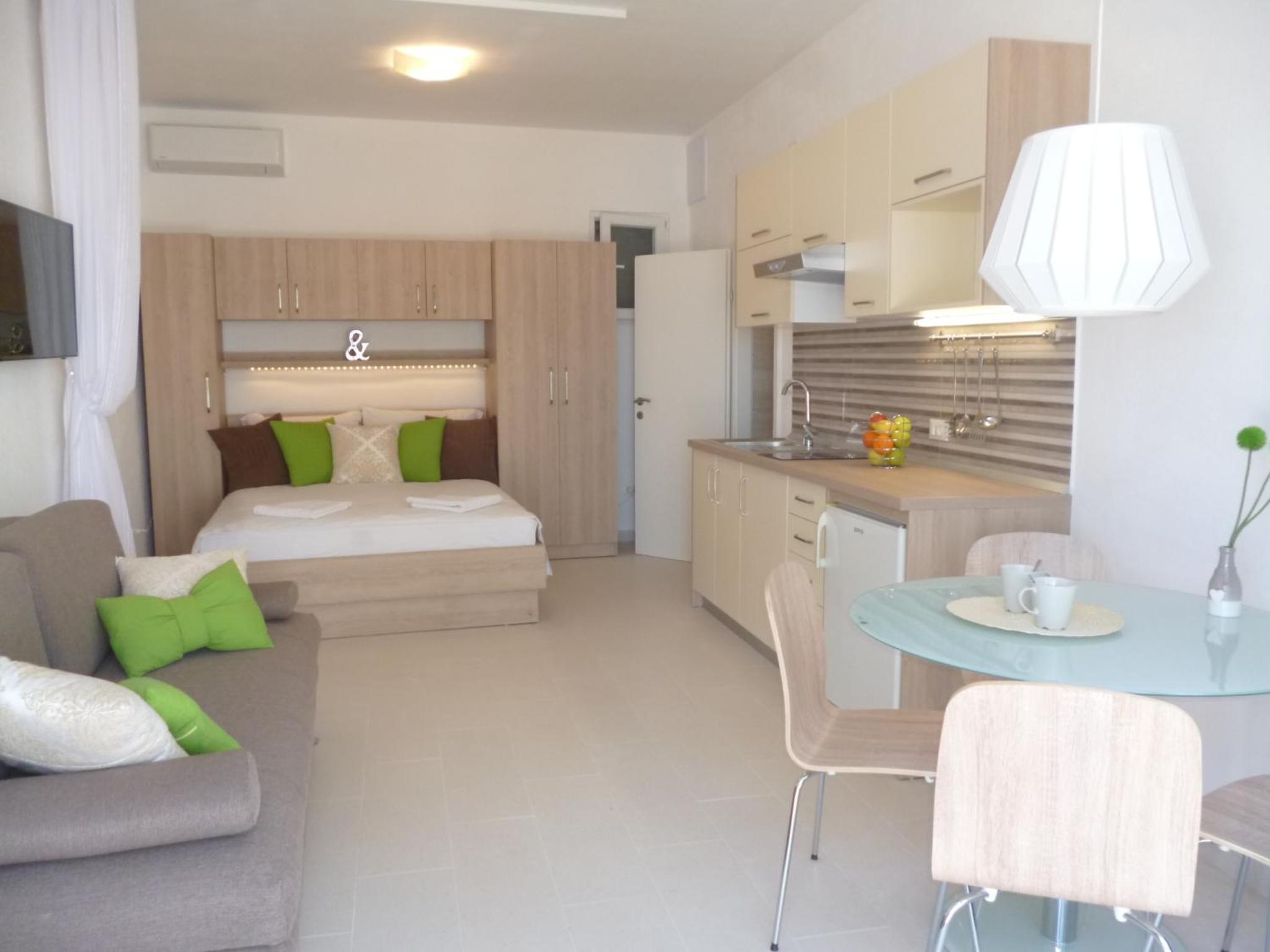 Adel view 5