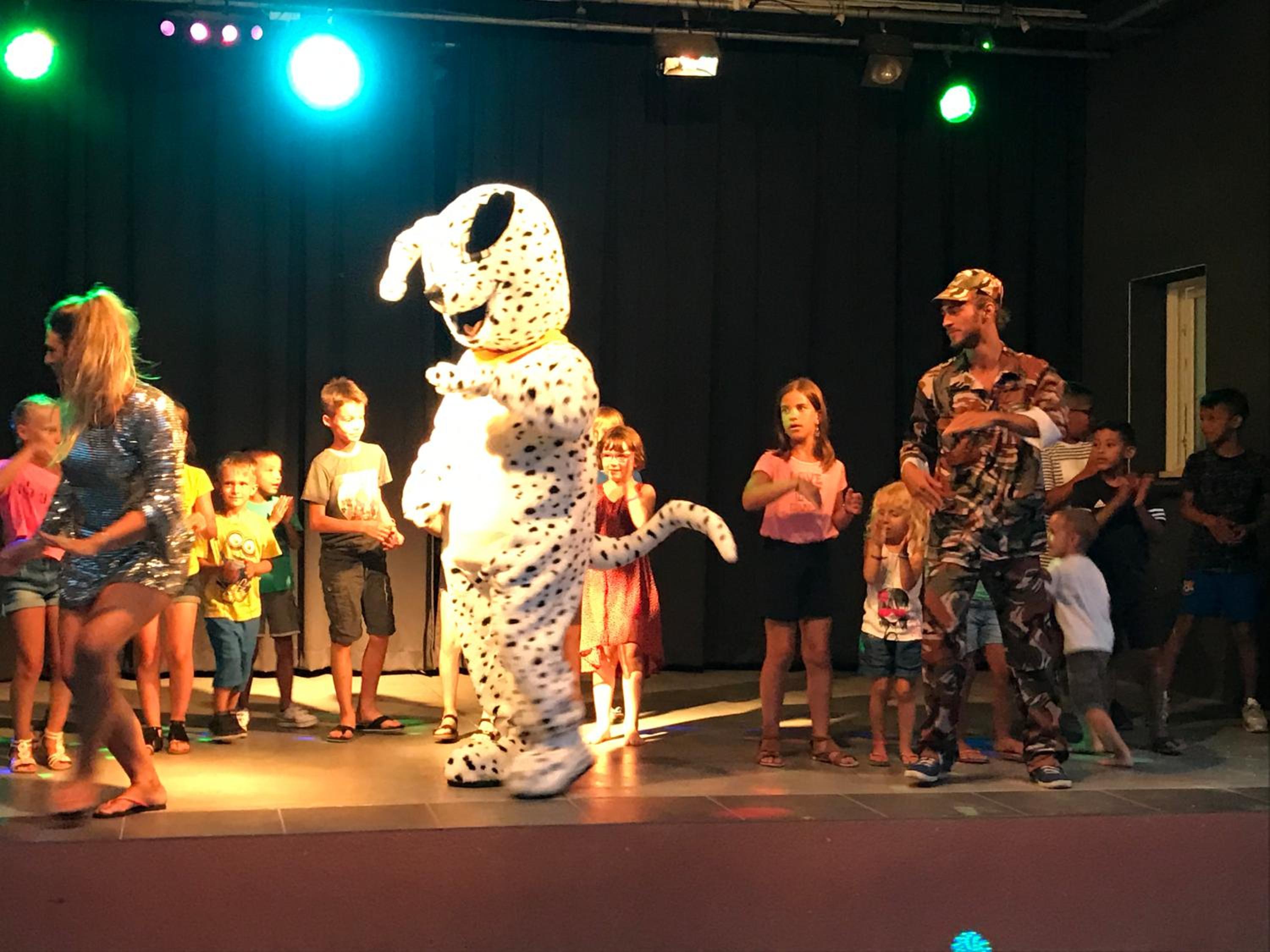 Photo 145
