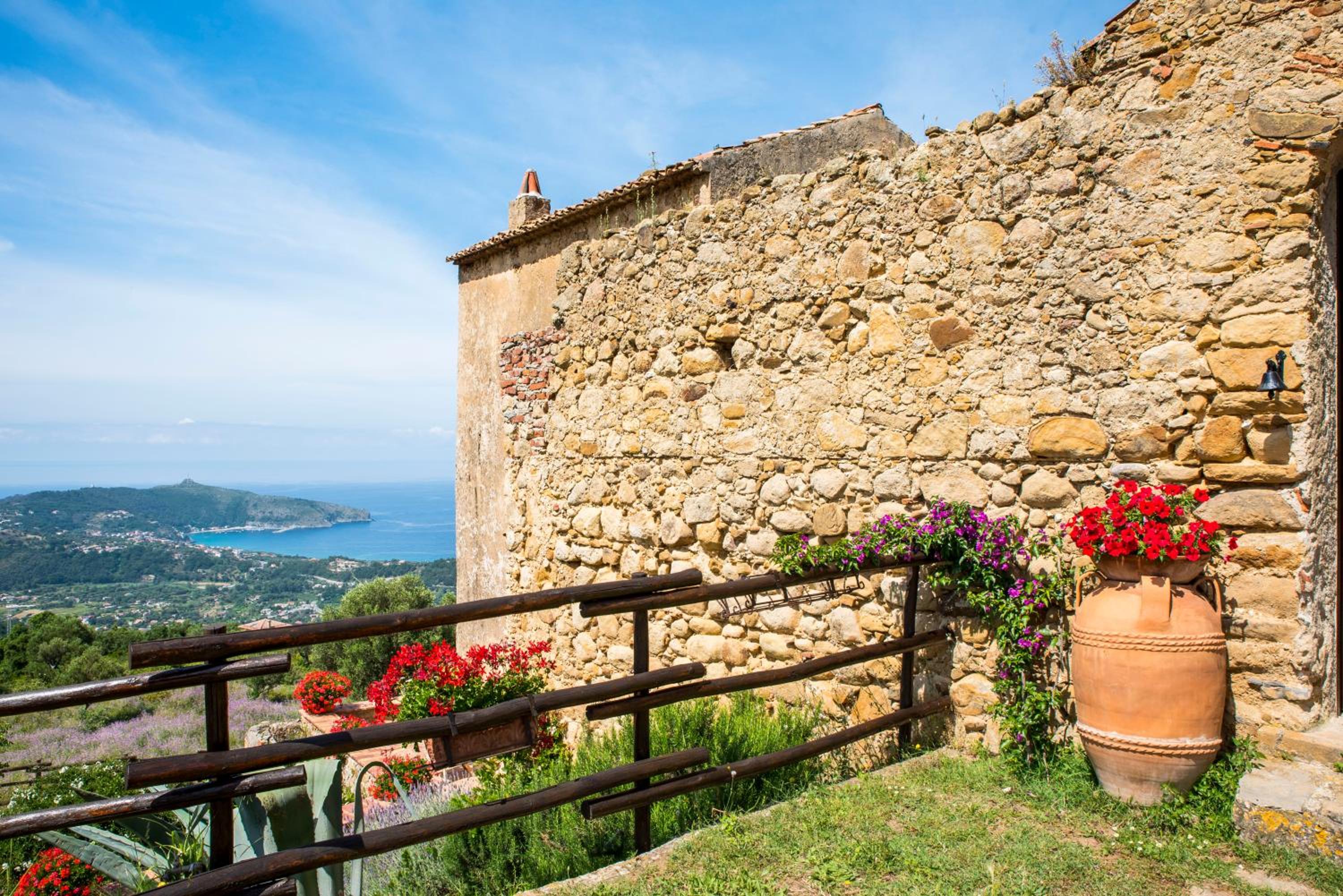 Il Castello di San Sergio