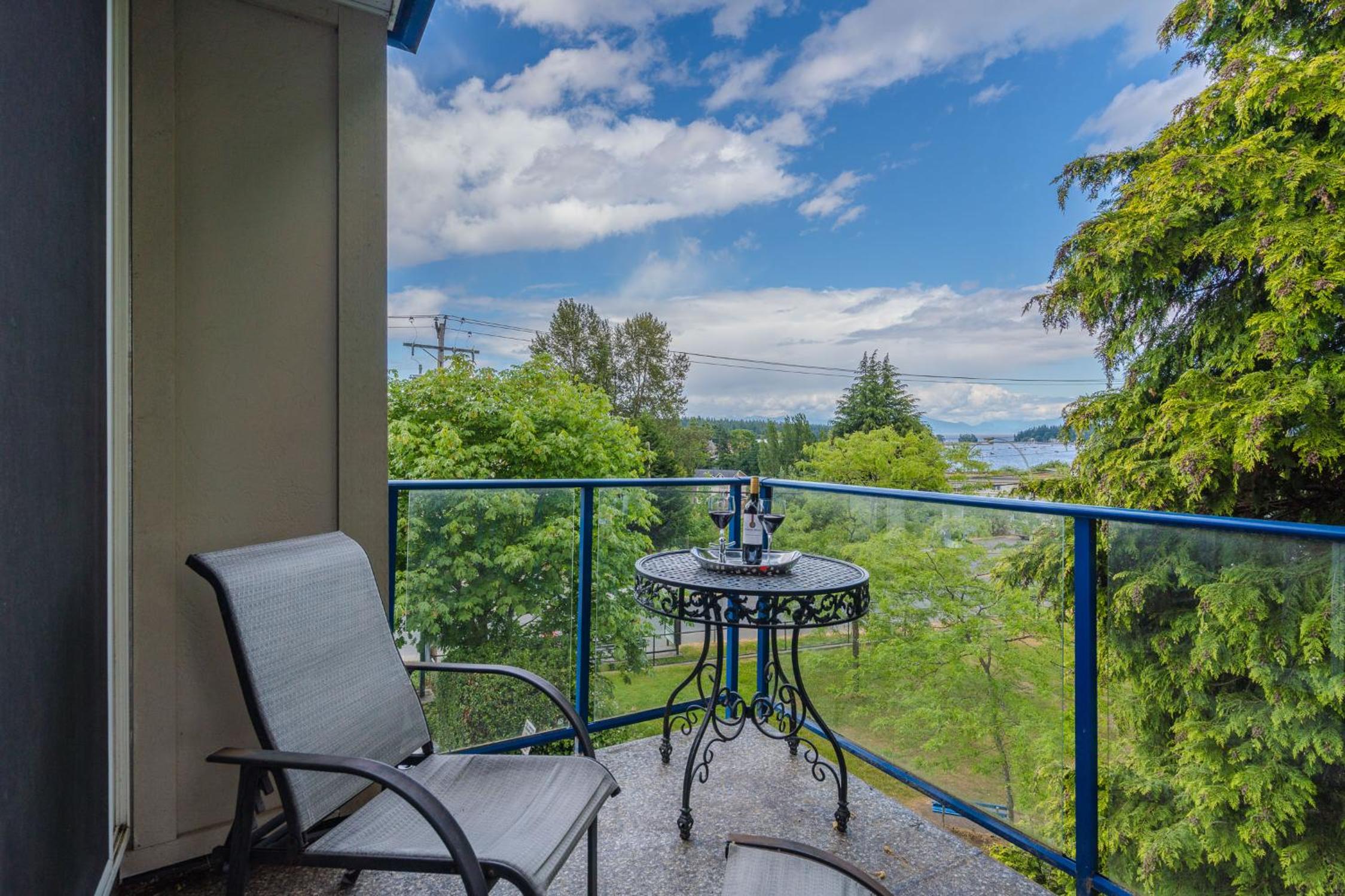 Luxury Penthouse Downtown Nanaimo view 2