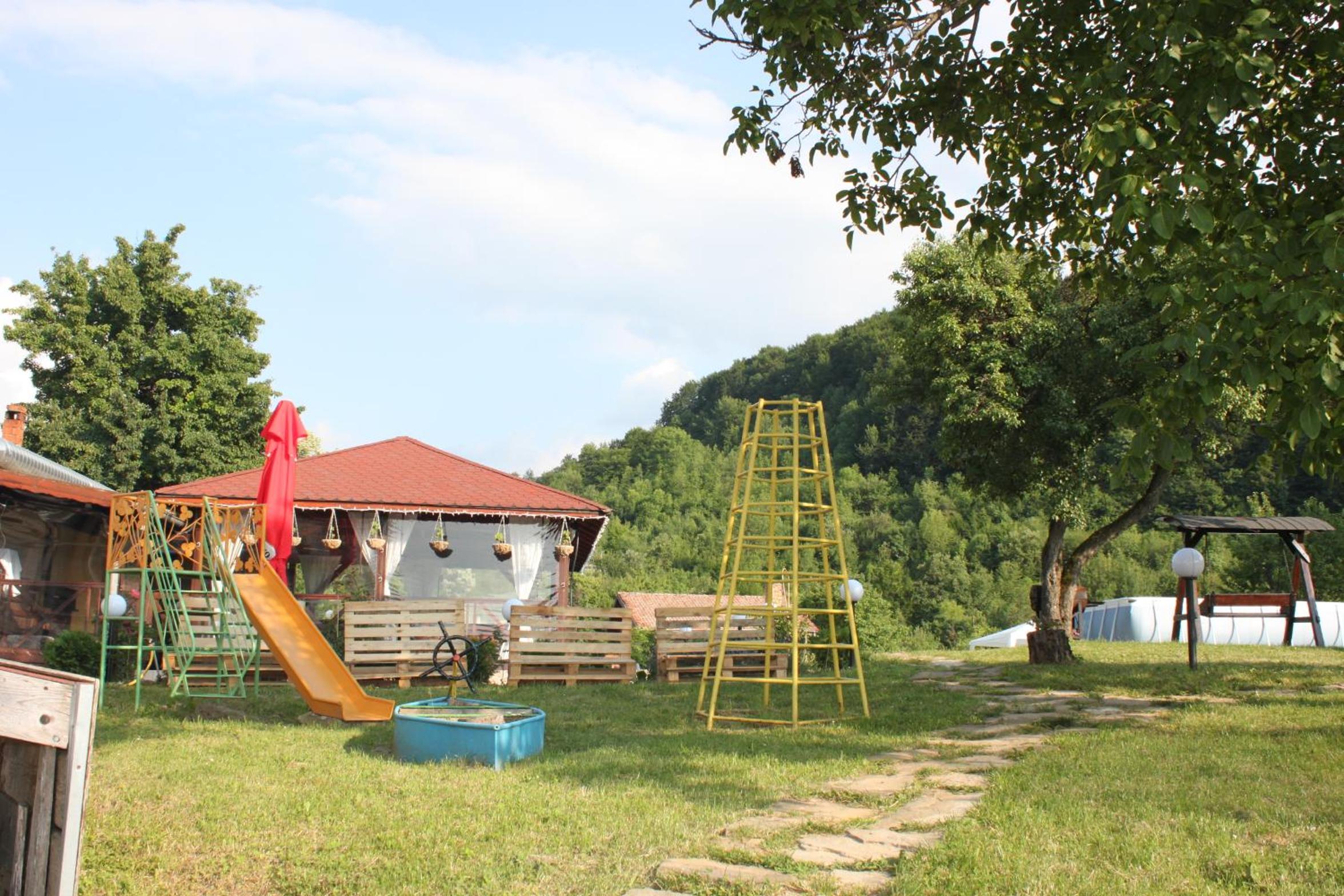 Daskalov Bungalows