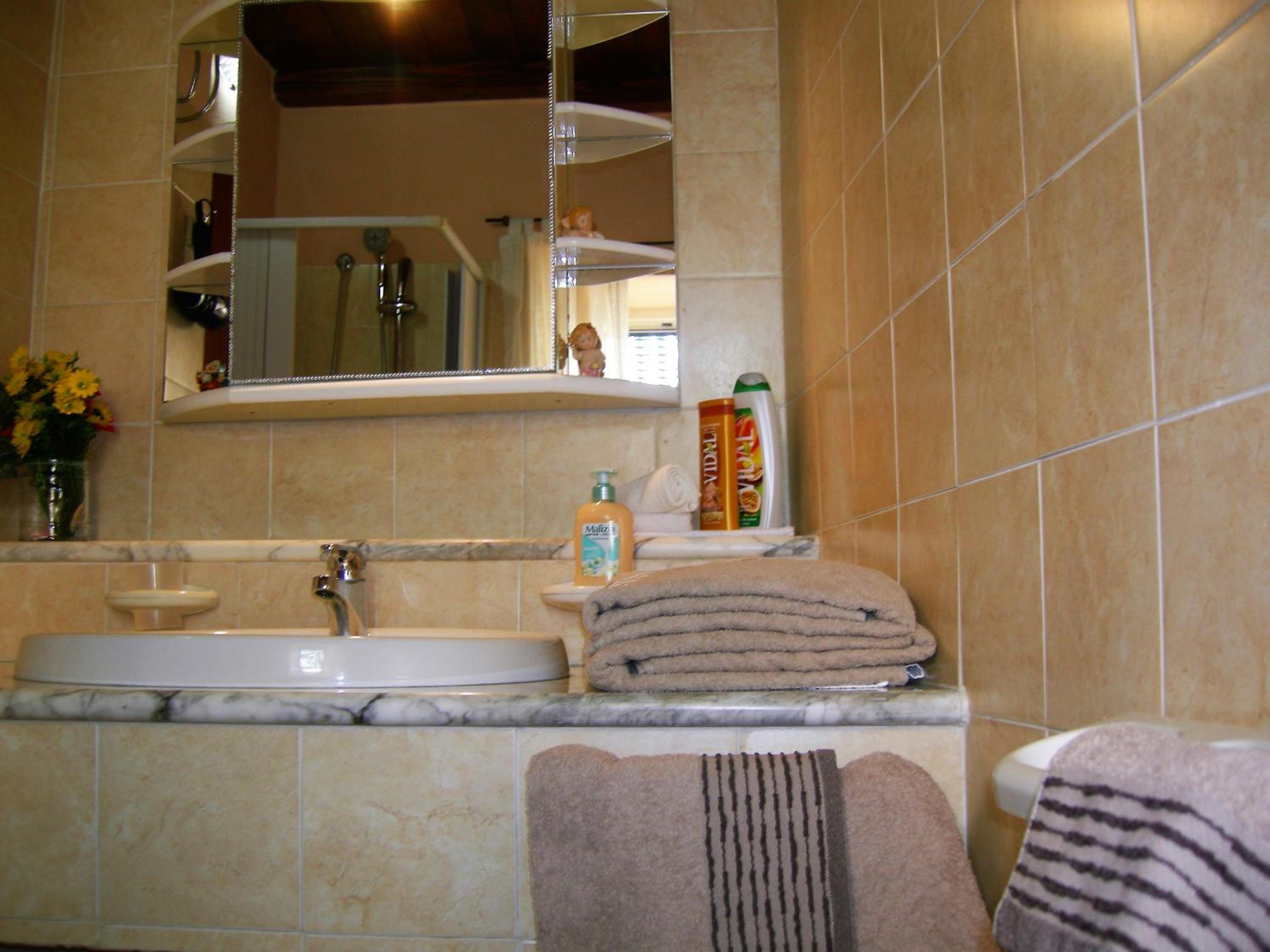 Photo 31