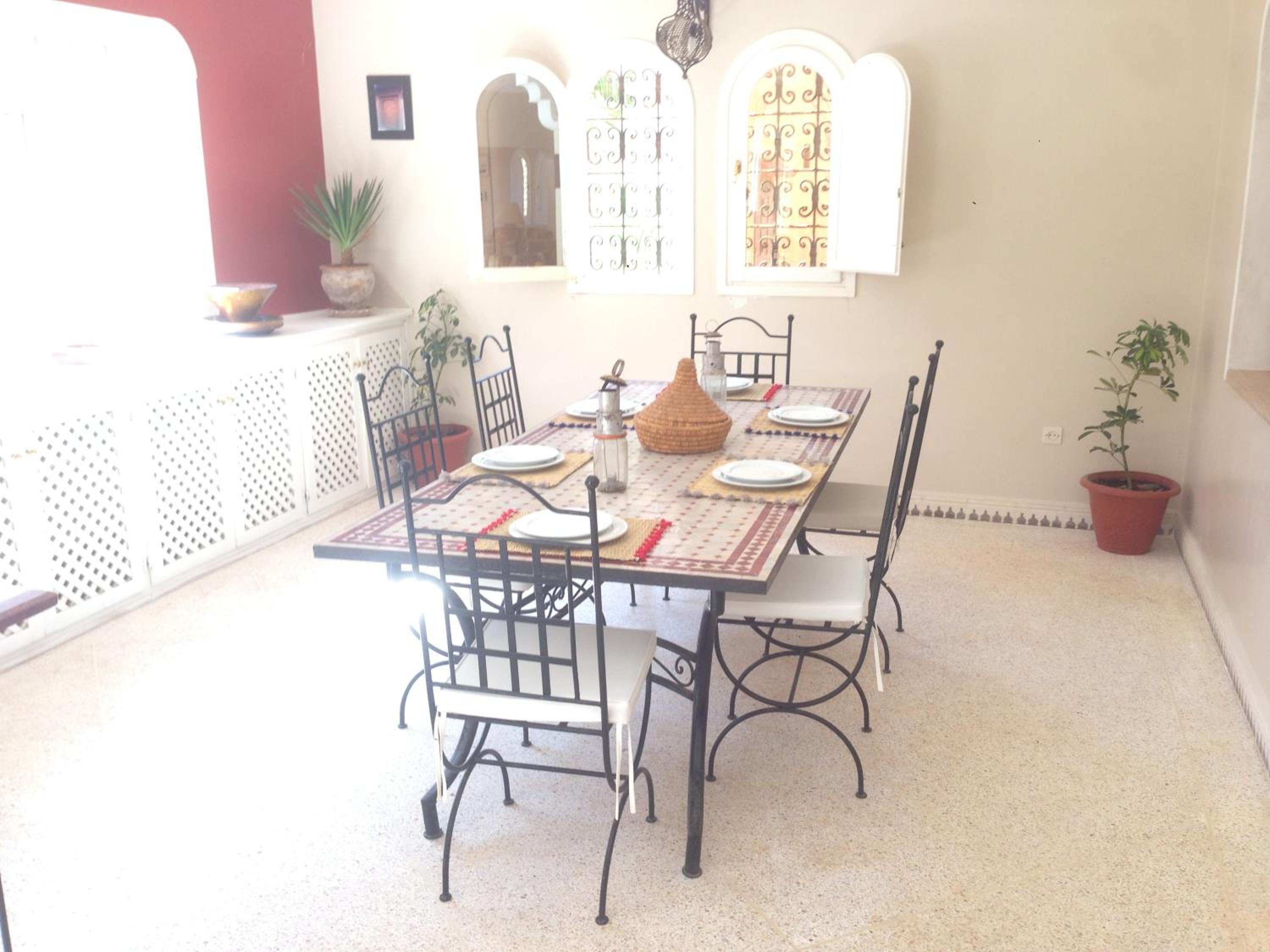 dining