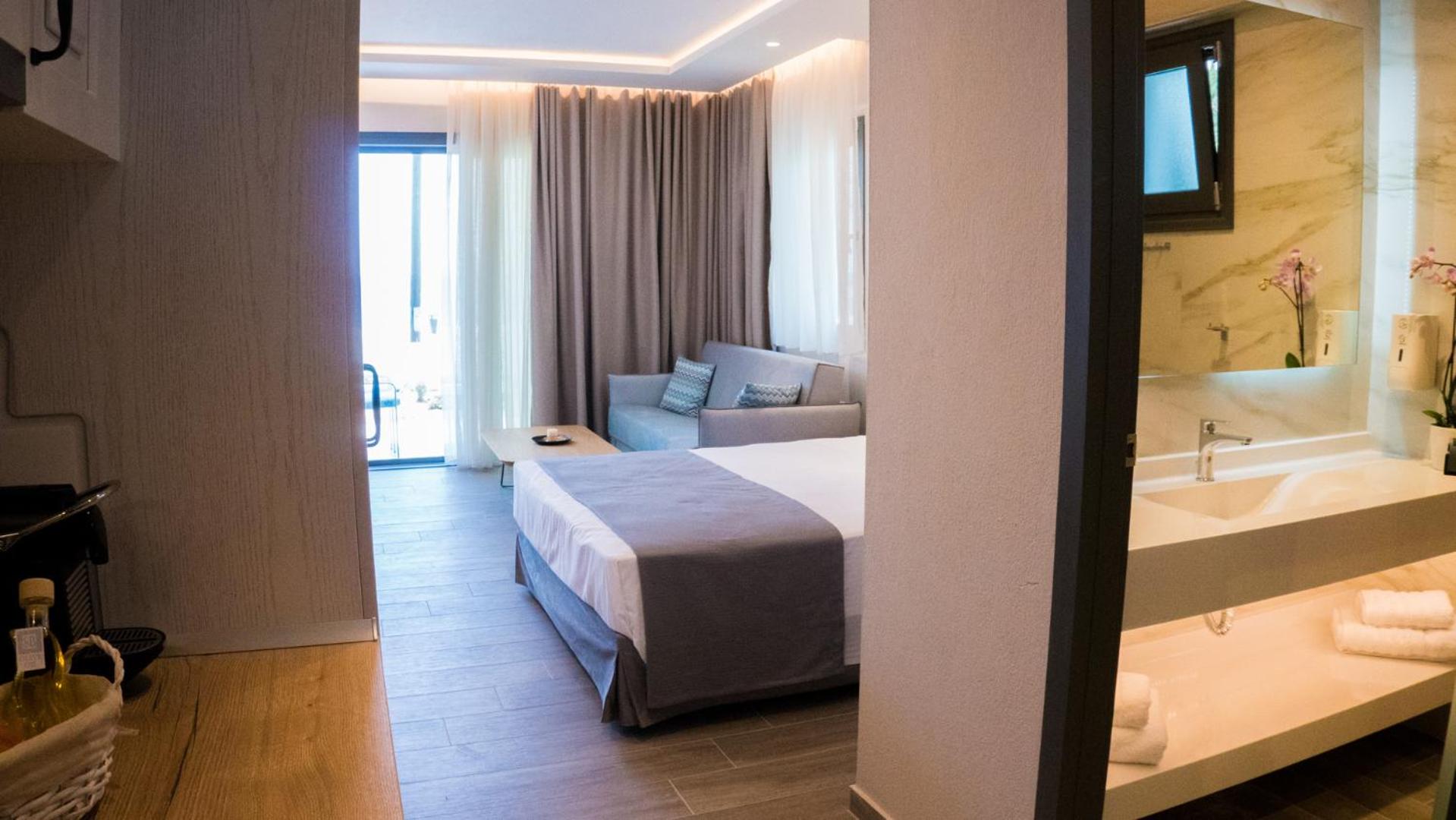 Costa Domus Blue Luxury Apartments