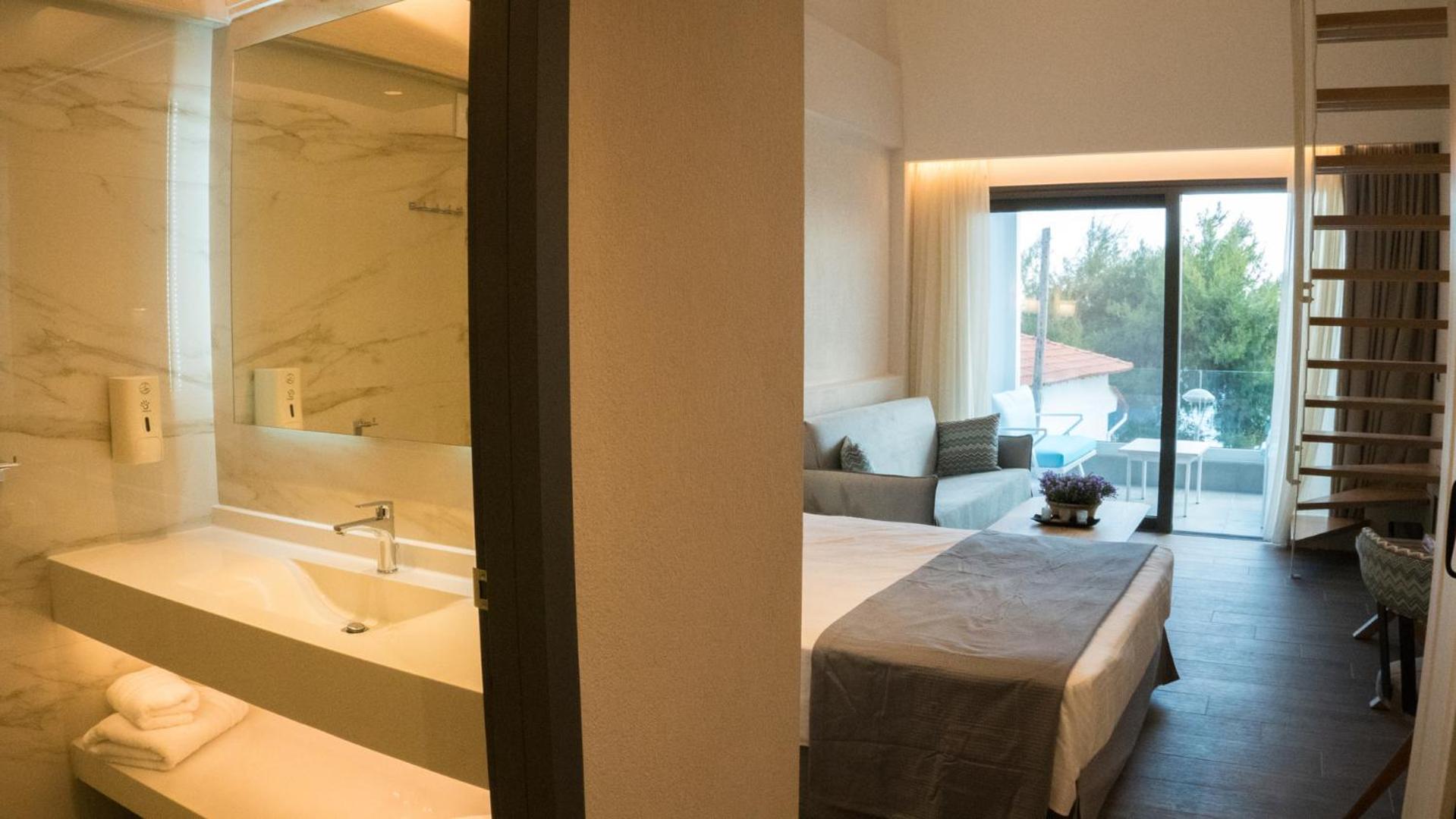 Costa Domus Blue Luxury Apartments