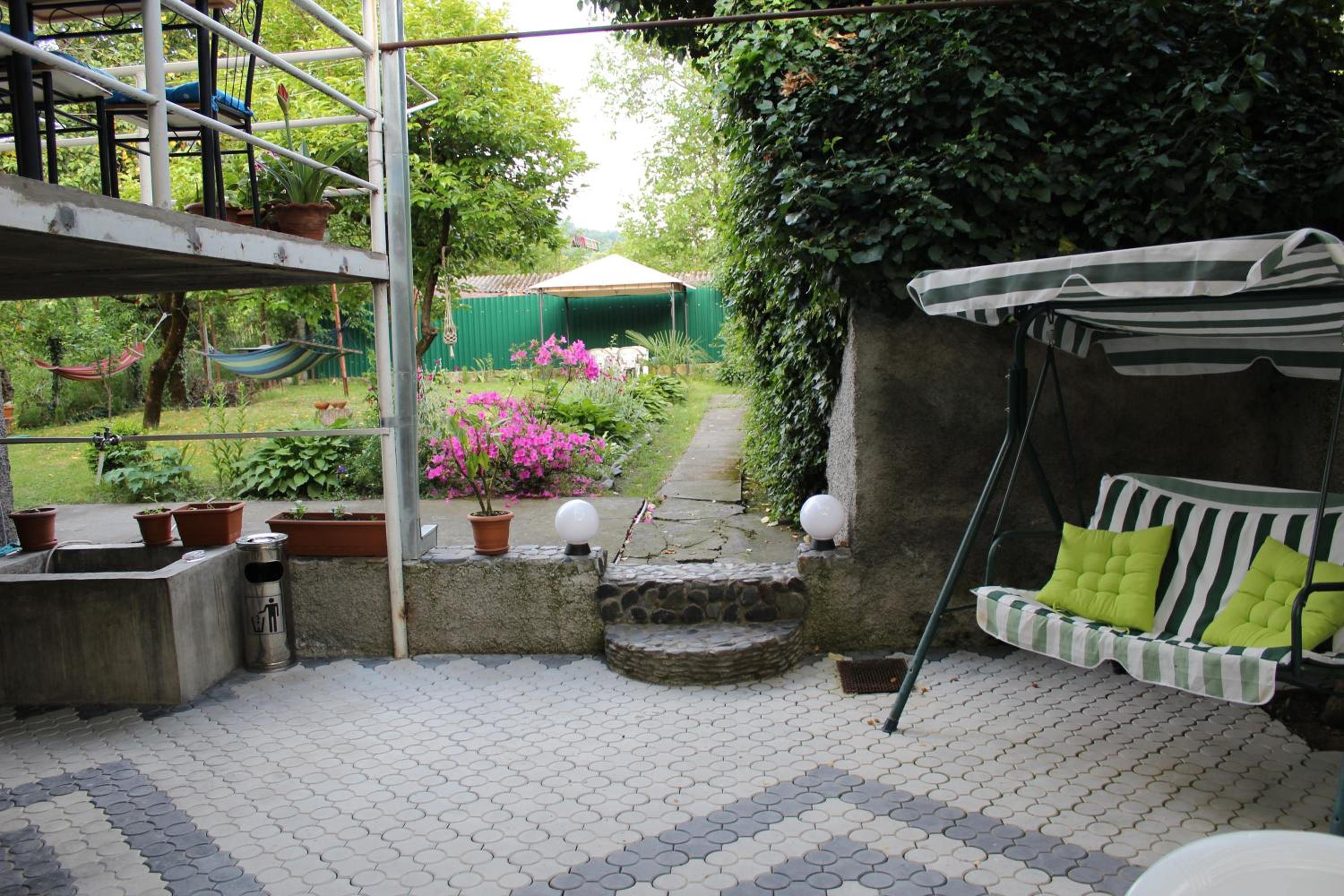 La Deka GuestHouse