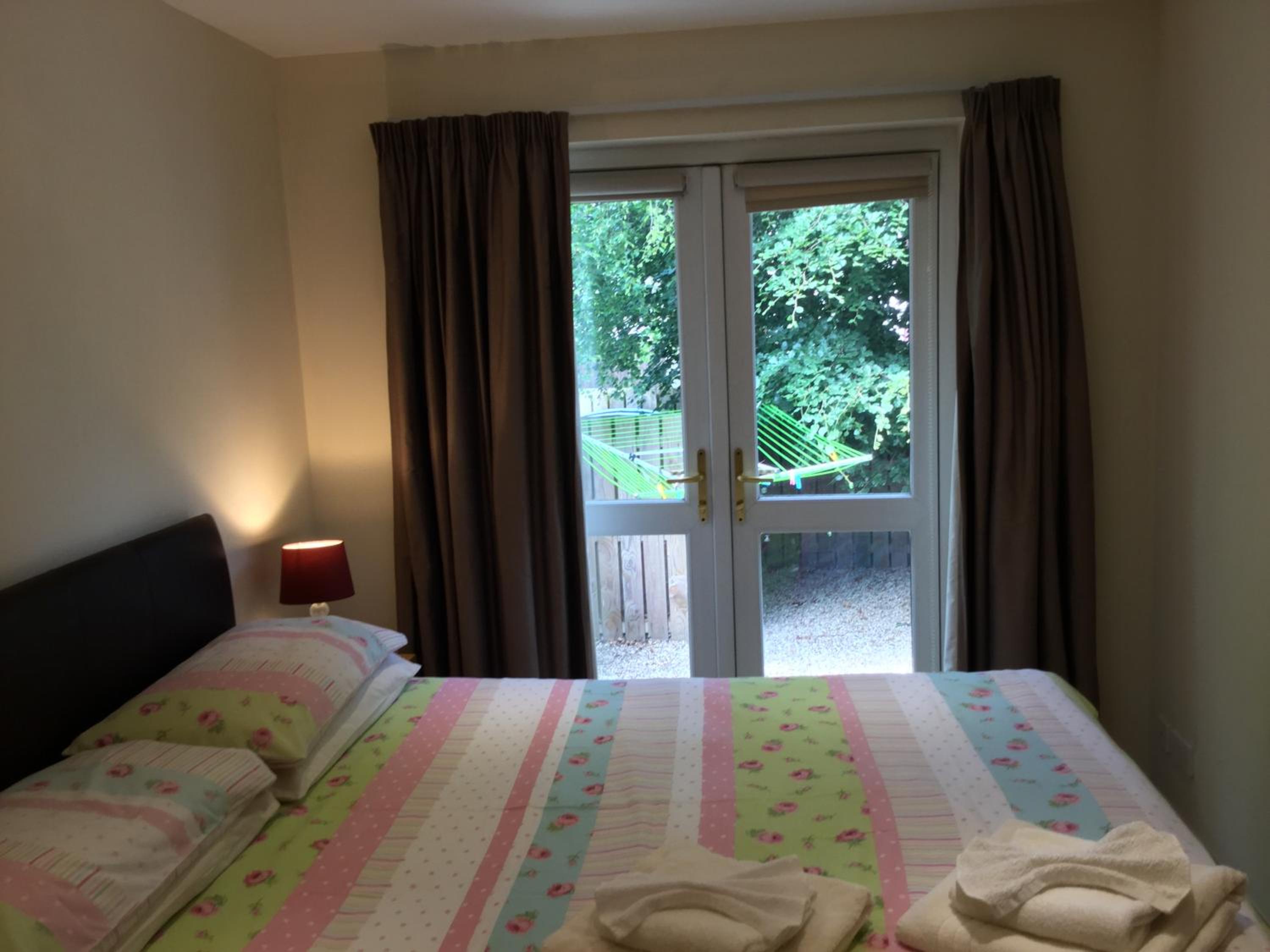 Four-Bedroom House - Stratherrick Free Parking view 2