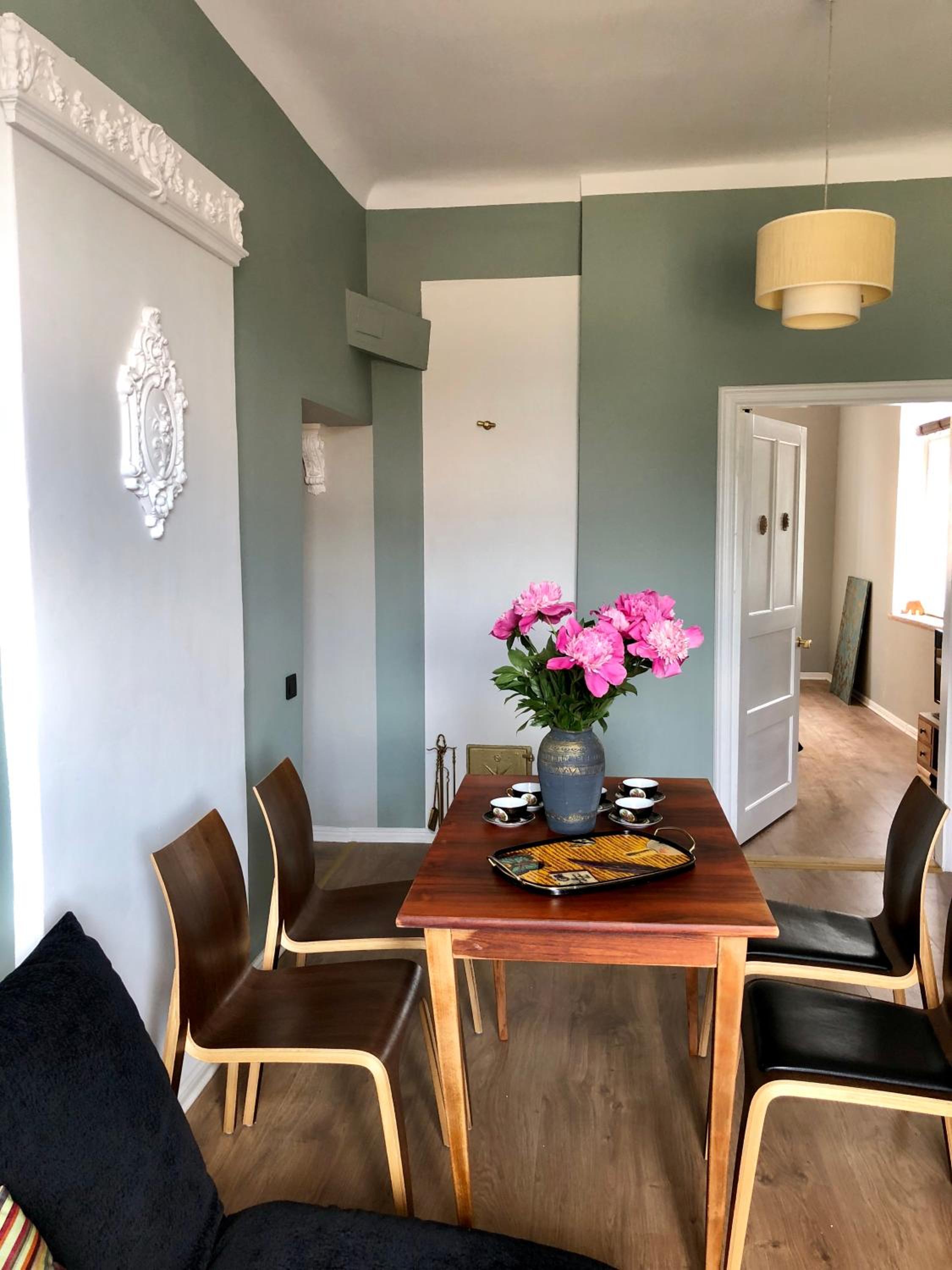Bohemian apartment in the heart of old Ventspils city view 4