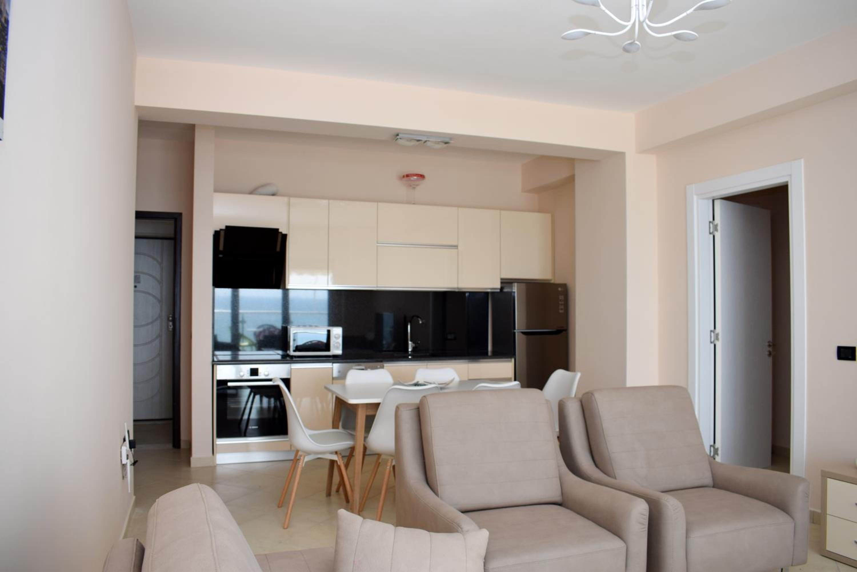 Brisa del Mar Beachfront Apartments