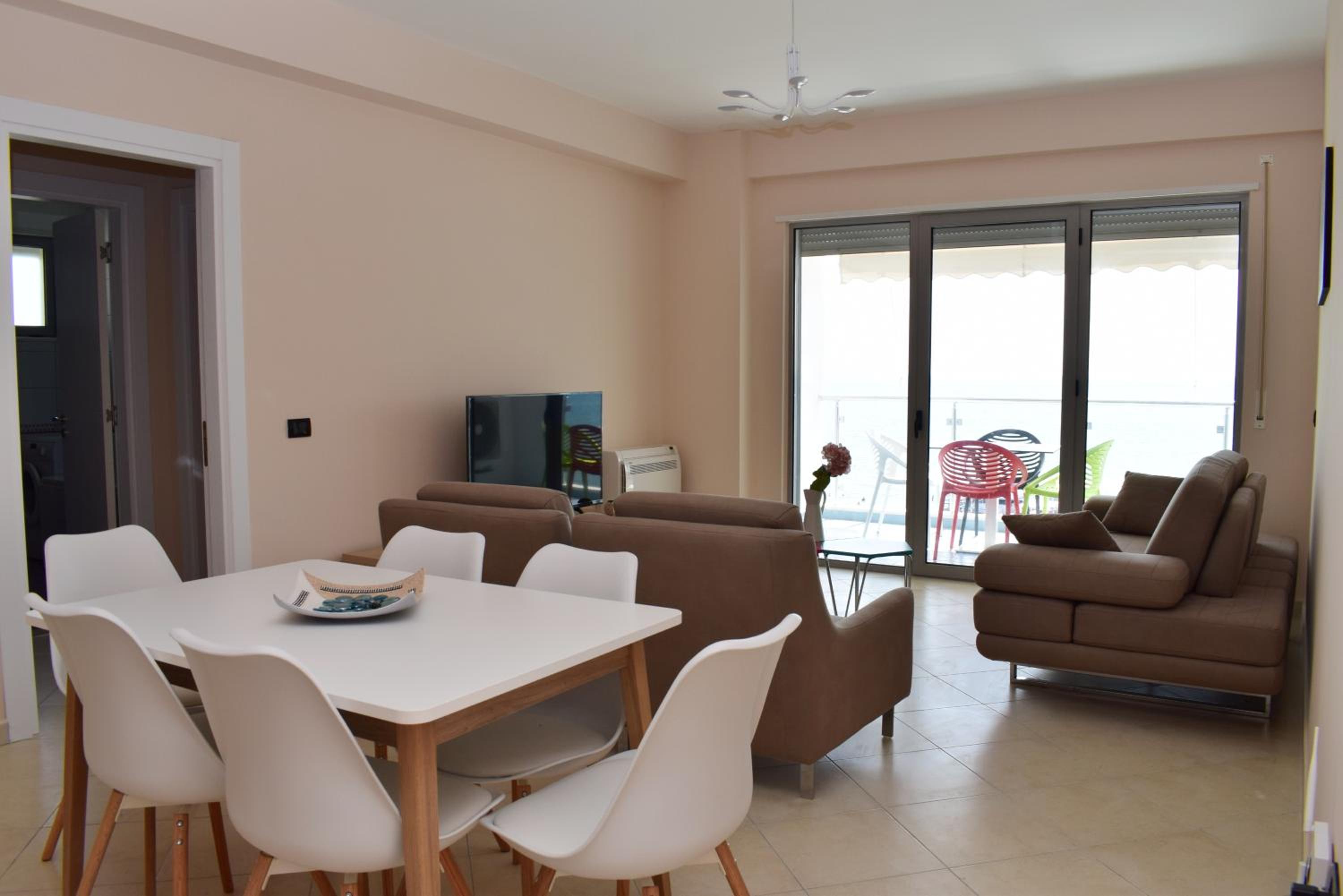 Brisa del Mar Beachfront Apartments